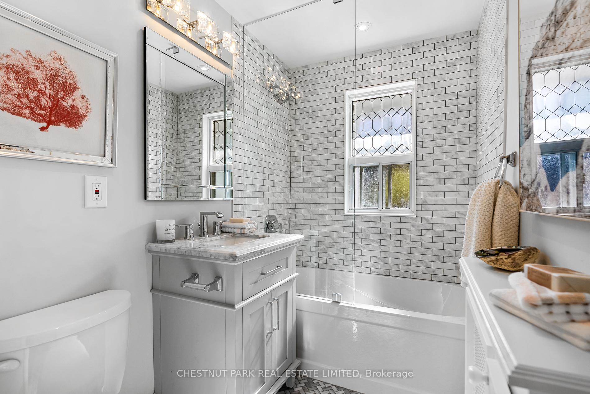 Photo 18 of 45 Summerhill Gardens, Toronto, Rosedale-Moore Park — HOMEH