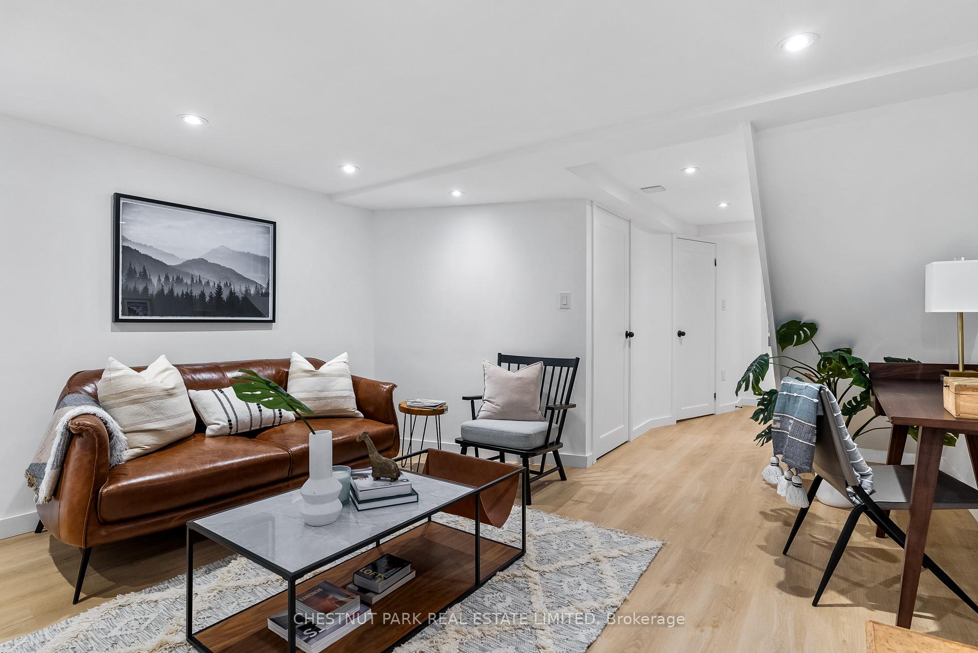 Photo 21 of 45 Summerhill Gardens, Toronto, Rosedale-Moore Park — HOMEH