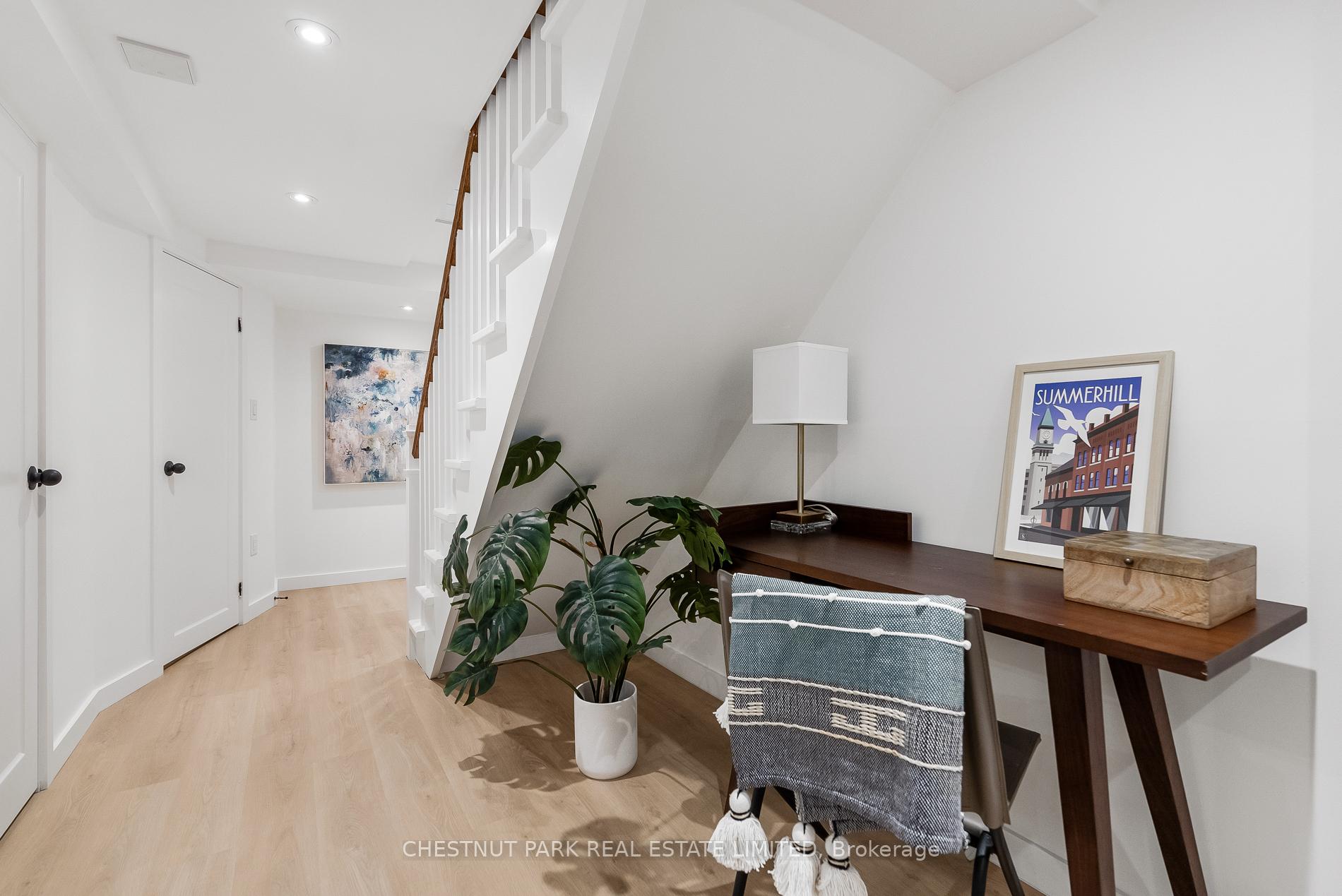 Photo 23 of 45 Summerhill Gardens, Toronto, Rosedale-Moore Park — HOMEH