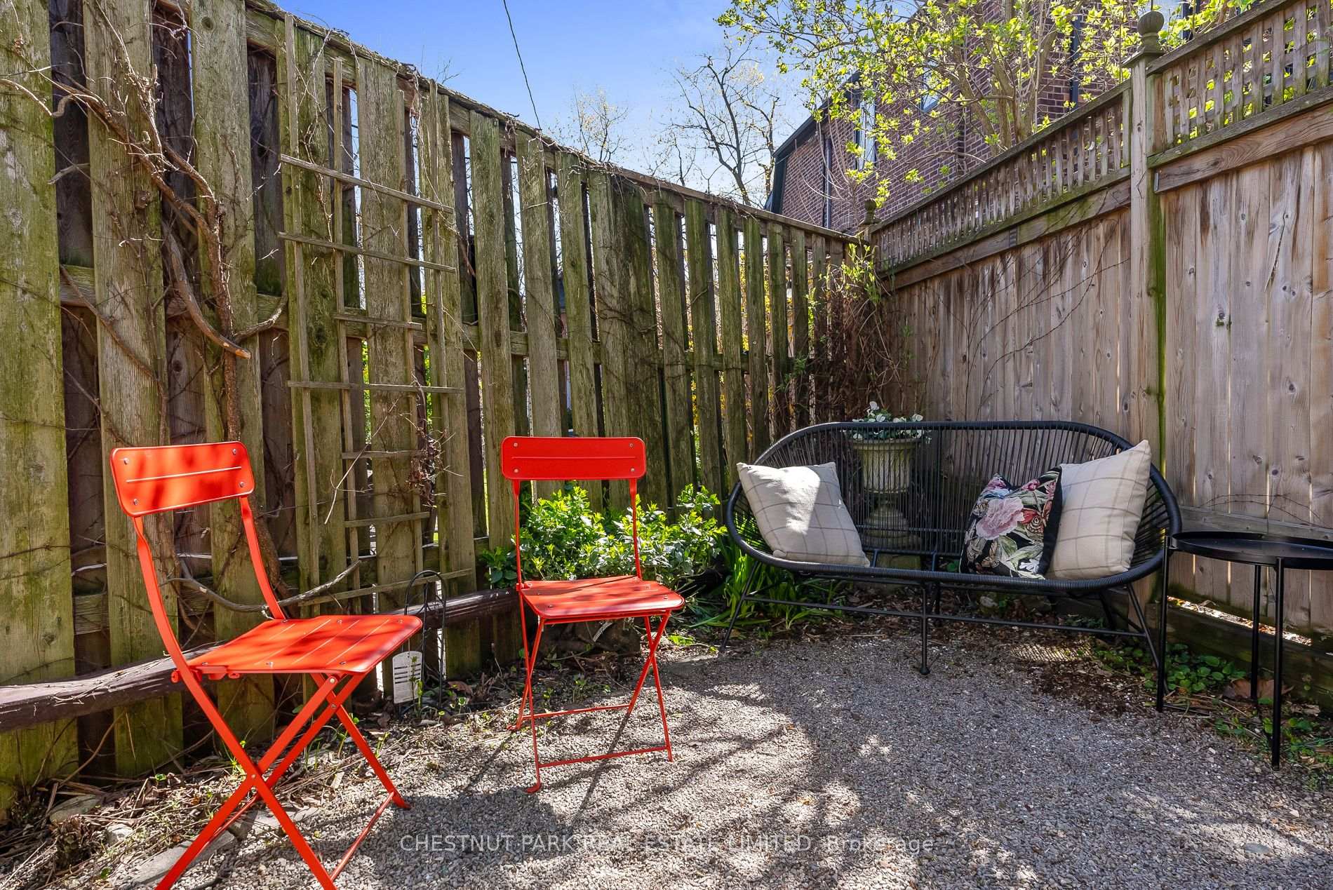 Photo 25 of 45 Summerhill Gardens, Toronto, Rosedale-Moore Park — HOMEH