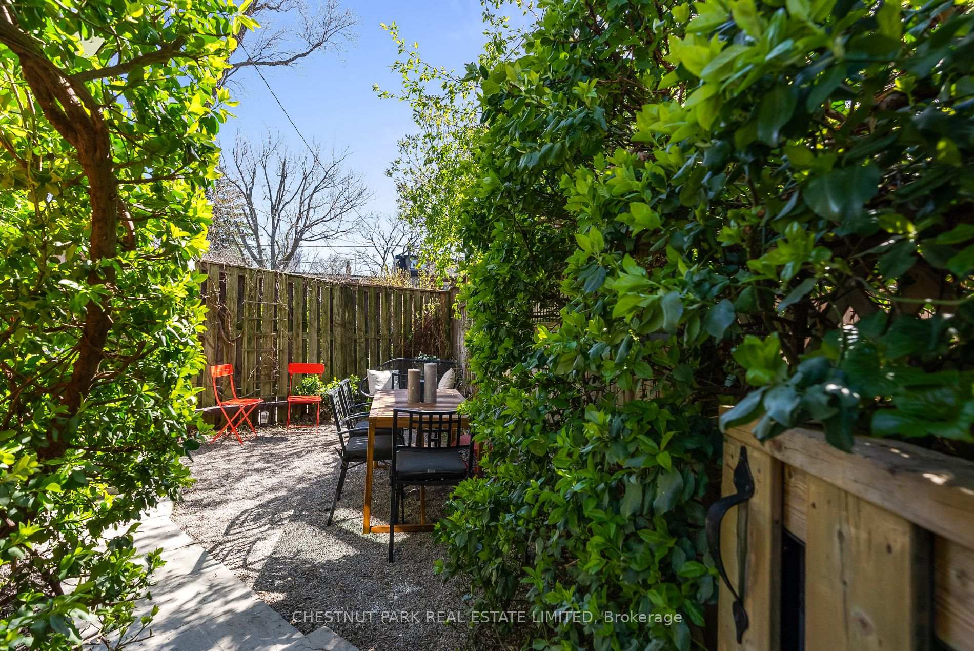Photo 29 of 45 Summerhill Gardens, Toronto, Rosedale-Moore Park — HOMEH