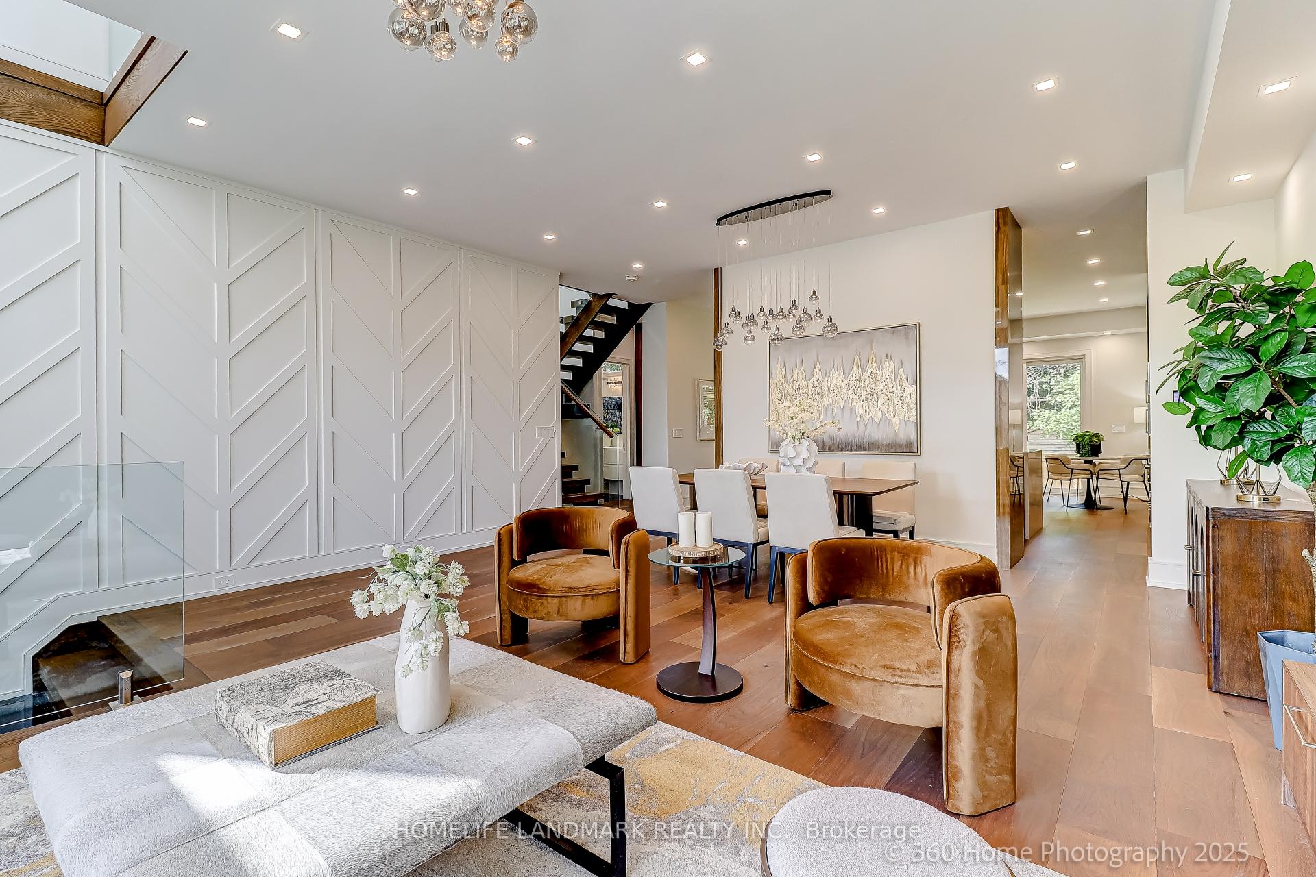 Photo 5 of 38 Norlong Boulevard, Toronto, East York — HOMEH