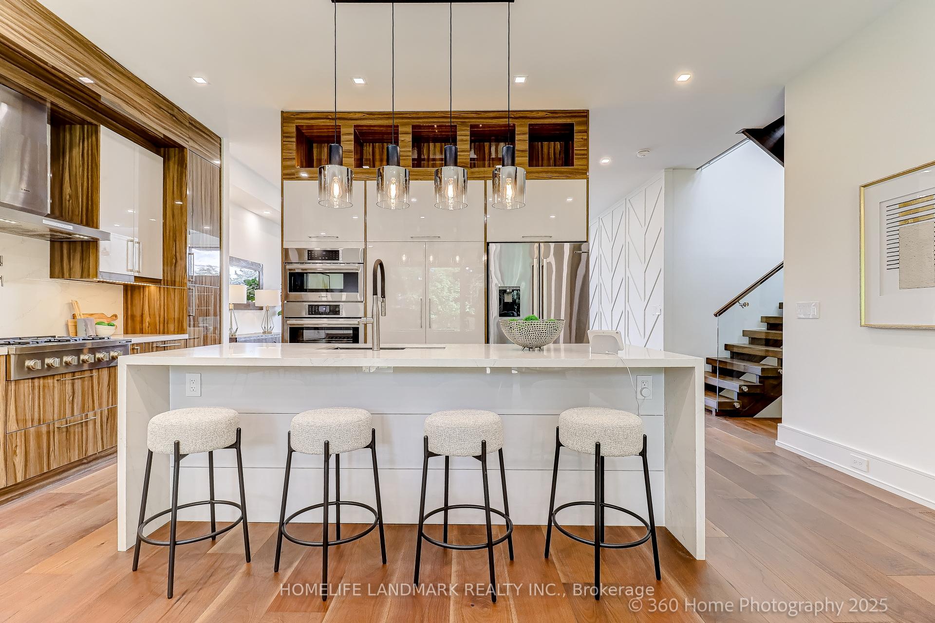 Photo 9 of 38 Norlong Boulevard, Toronto, East York — HOMEH