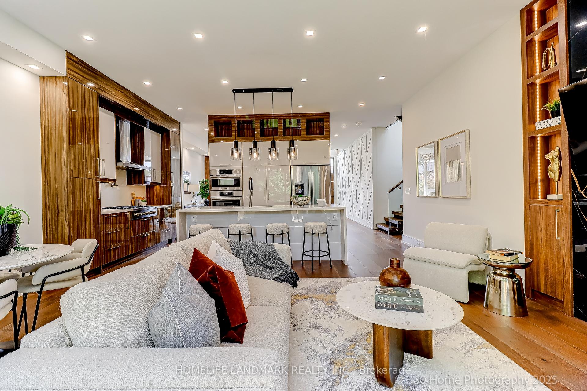 Photo 16 of 38 Norlong Boulevard, Toronto, East York — HOMEH