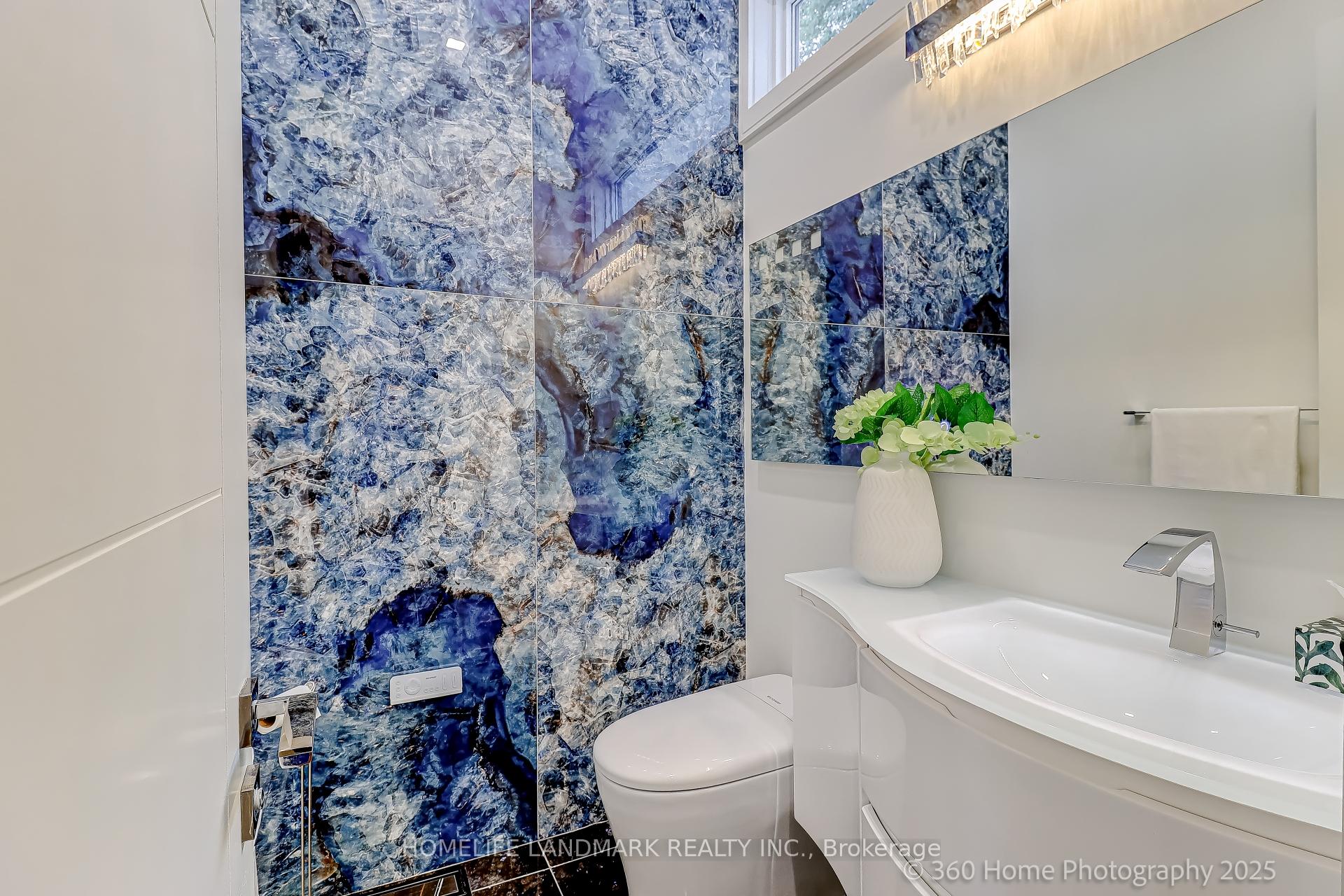 Photo 17 of 38 Norlong Boulevard, Toronto, East York — HOMEH