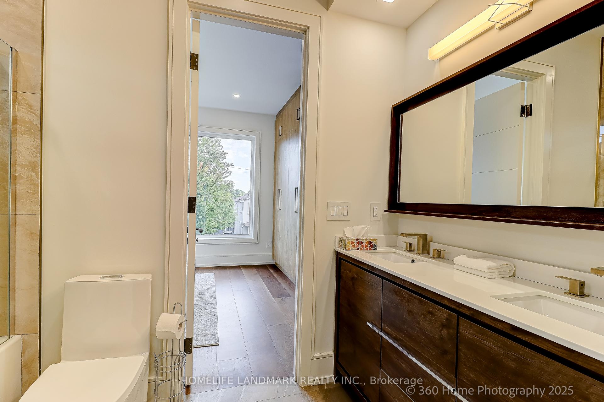 Photo 31 of 38 Norlong Boulevard, Toronto, East York — HOMEH