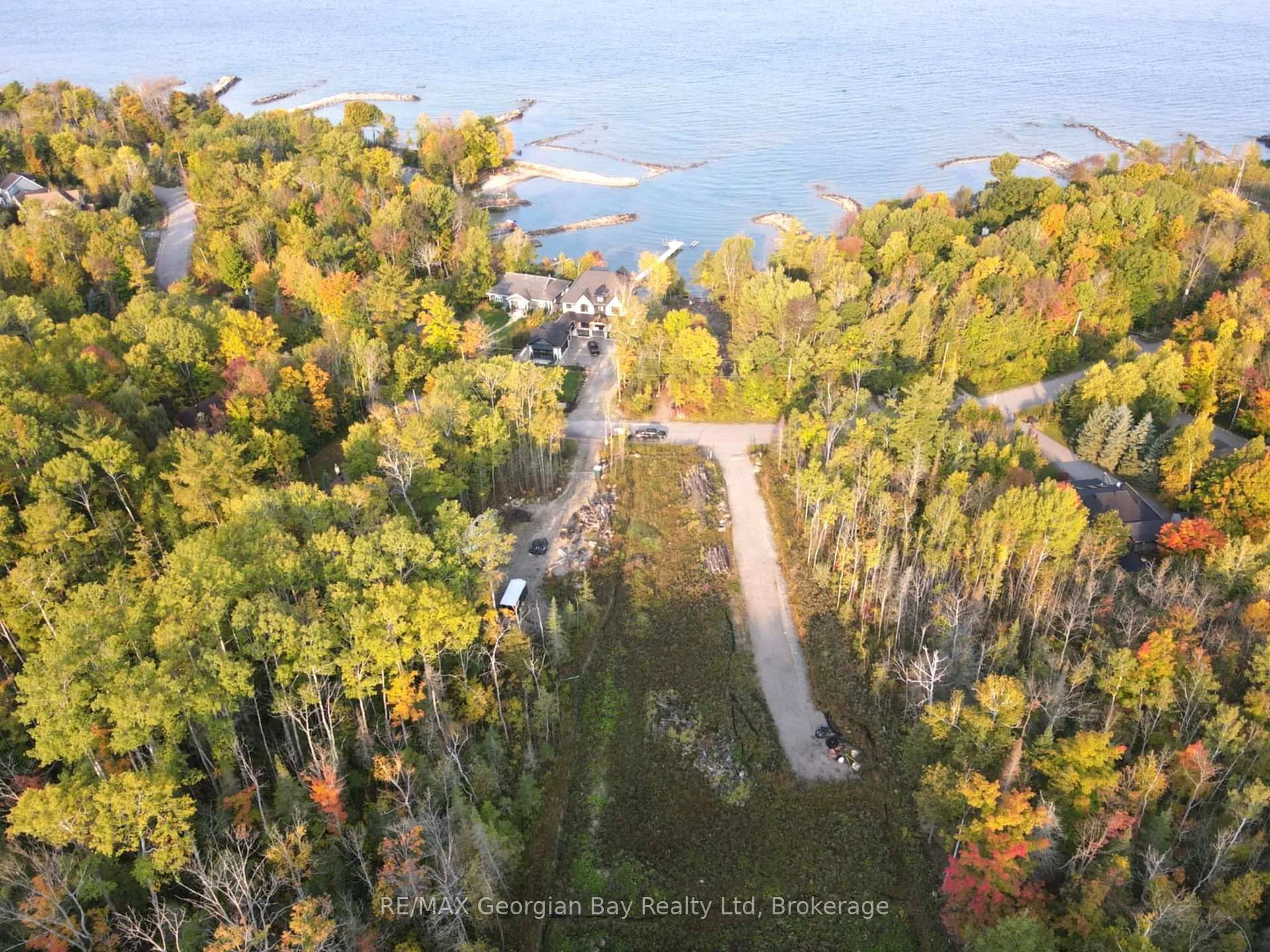 Photo 2 of 465 Silver Birch Drive, Tiny, Rural Tiny — HOMEH