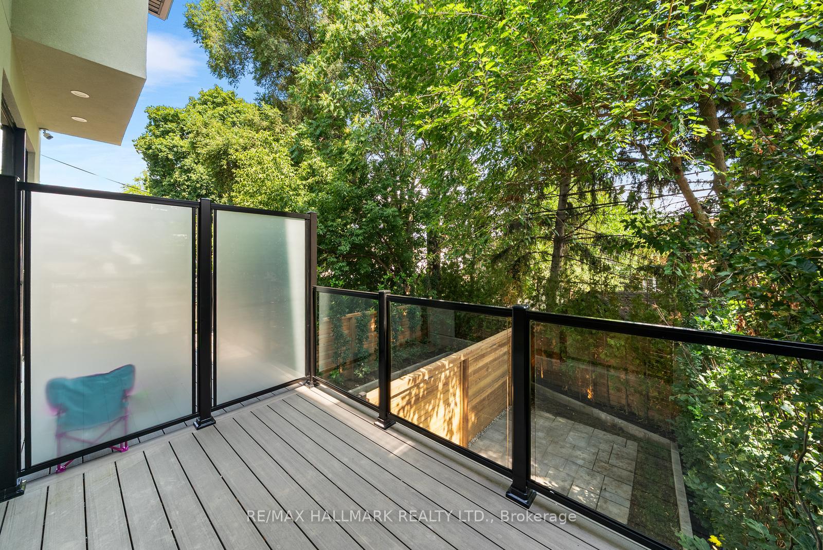 Photo 15 of 16A Kenrae Road, Toronto, Leaside — HOMEH