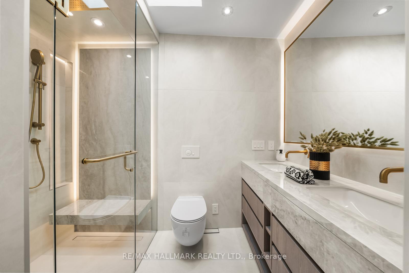 Photo 17 of 16A Kenrae Road, Toronto, Leaside — HOMEH