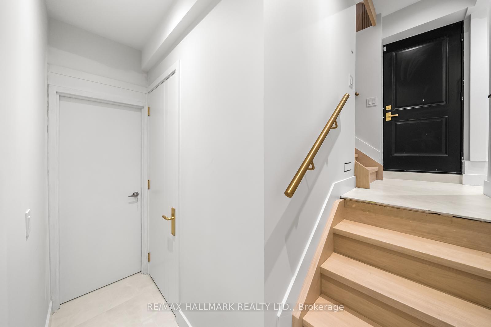 Photo 25 of 16A Kenrae Road, Toronto, Leaside — HOMEH