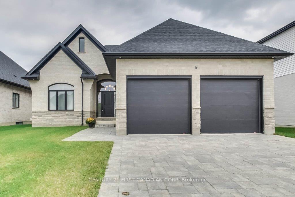 Front of 6 Aspen Circle