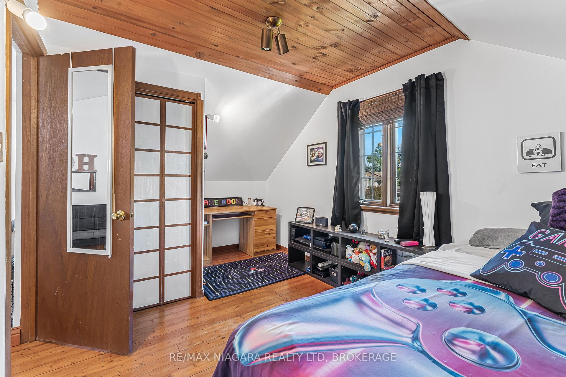 Photo 9 of 29 Marlatts Road, Thorold, Thorold Downtown — HOMEH