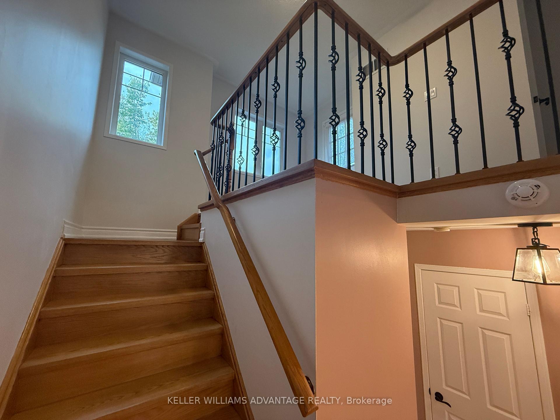 Photo 13 of 38 Seton Park Road, Toronto, Flemingdon Park — HOMEH