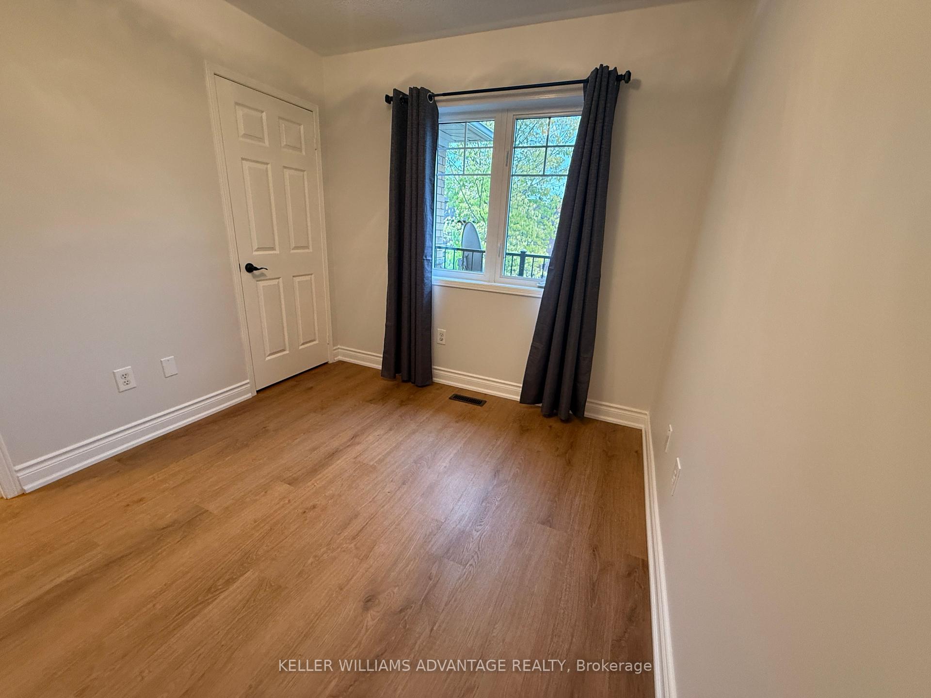Photo 18 of 38 Seton Park Road, Toronto, Flemingdon Park — HOMEH