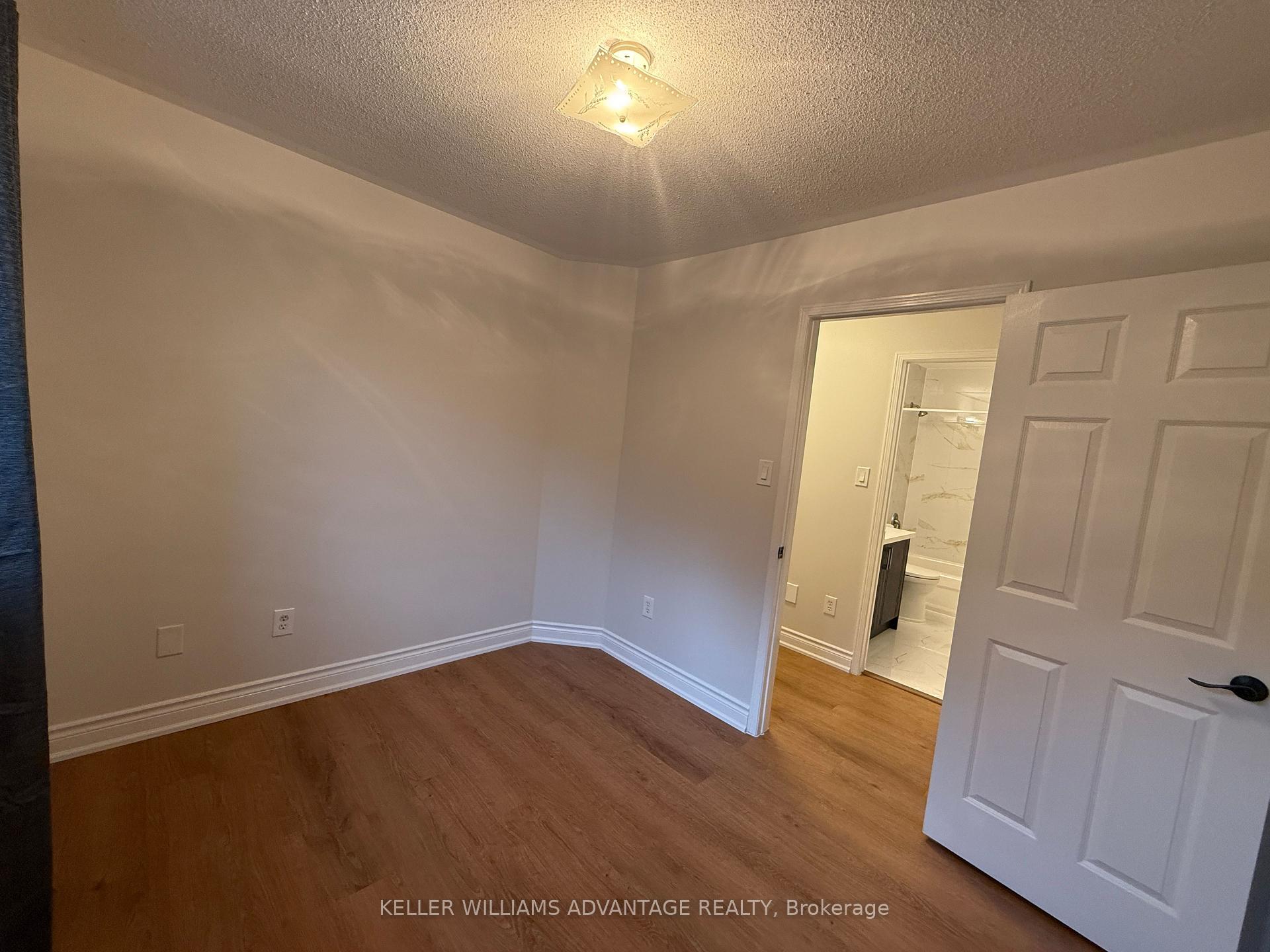 Photo 26 of 38 Seton Park Road, Toronto, Flemingdon Park — HOMEH