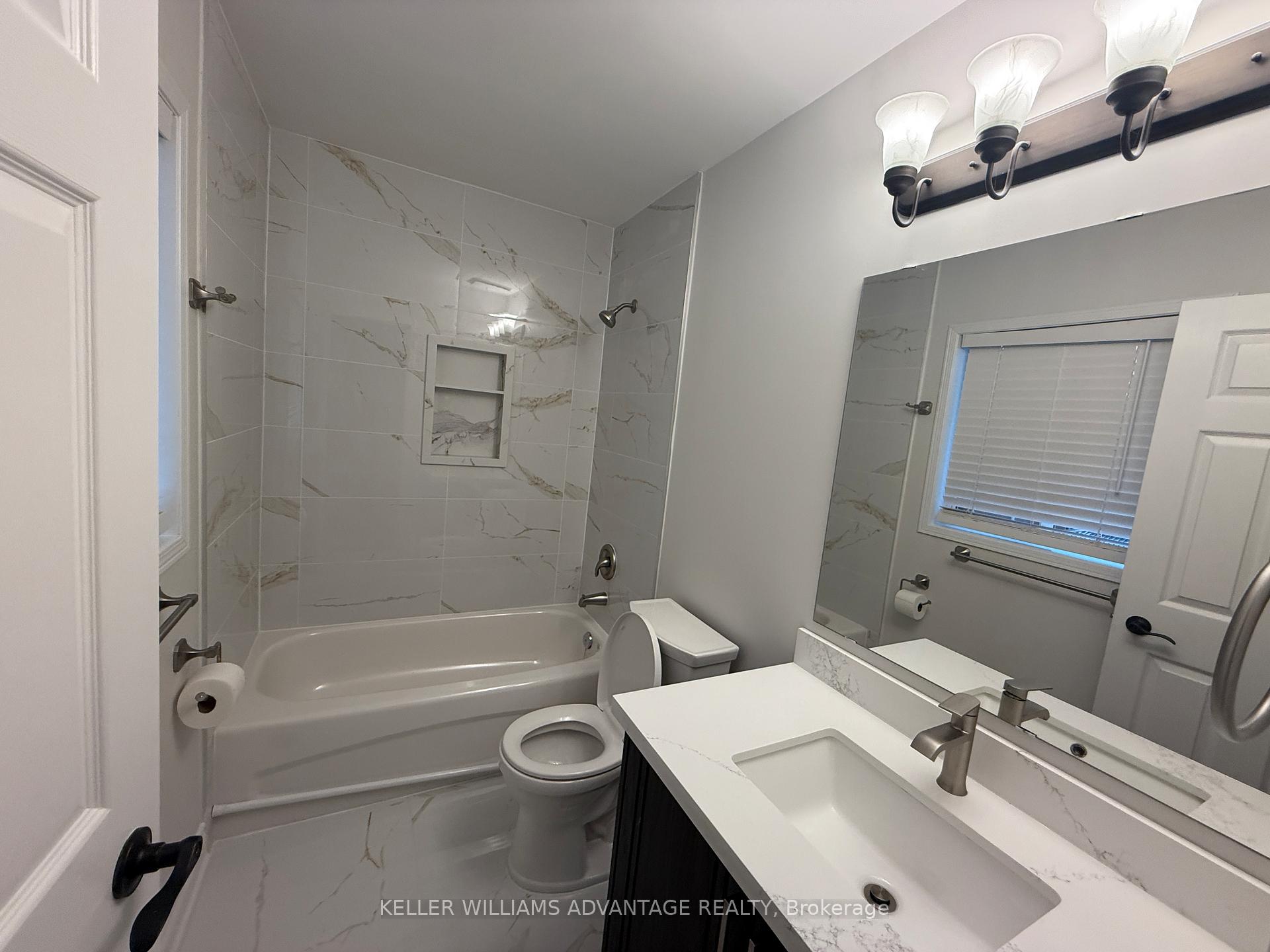 Photo 30 of 38 Seton Park Road, Toronto, Flemingdon Park — HOMEH