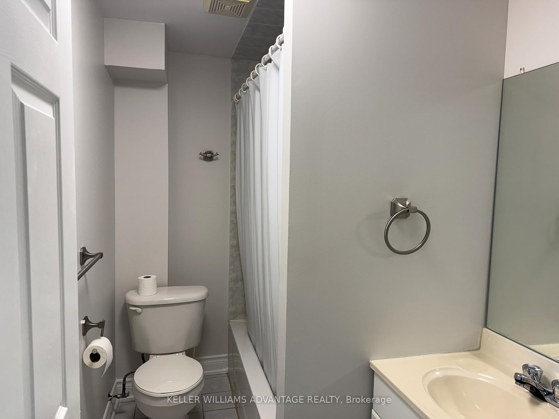 Photo 36 of 38 Seton Park Road, Toronto, Flemingdon Park — HOMEH