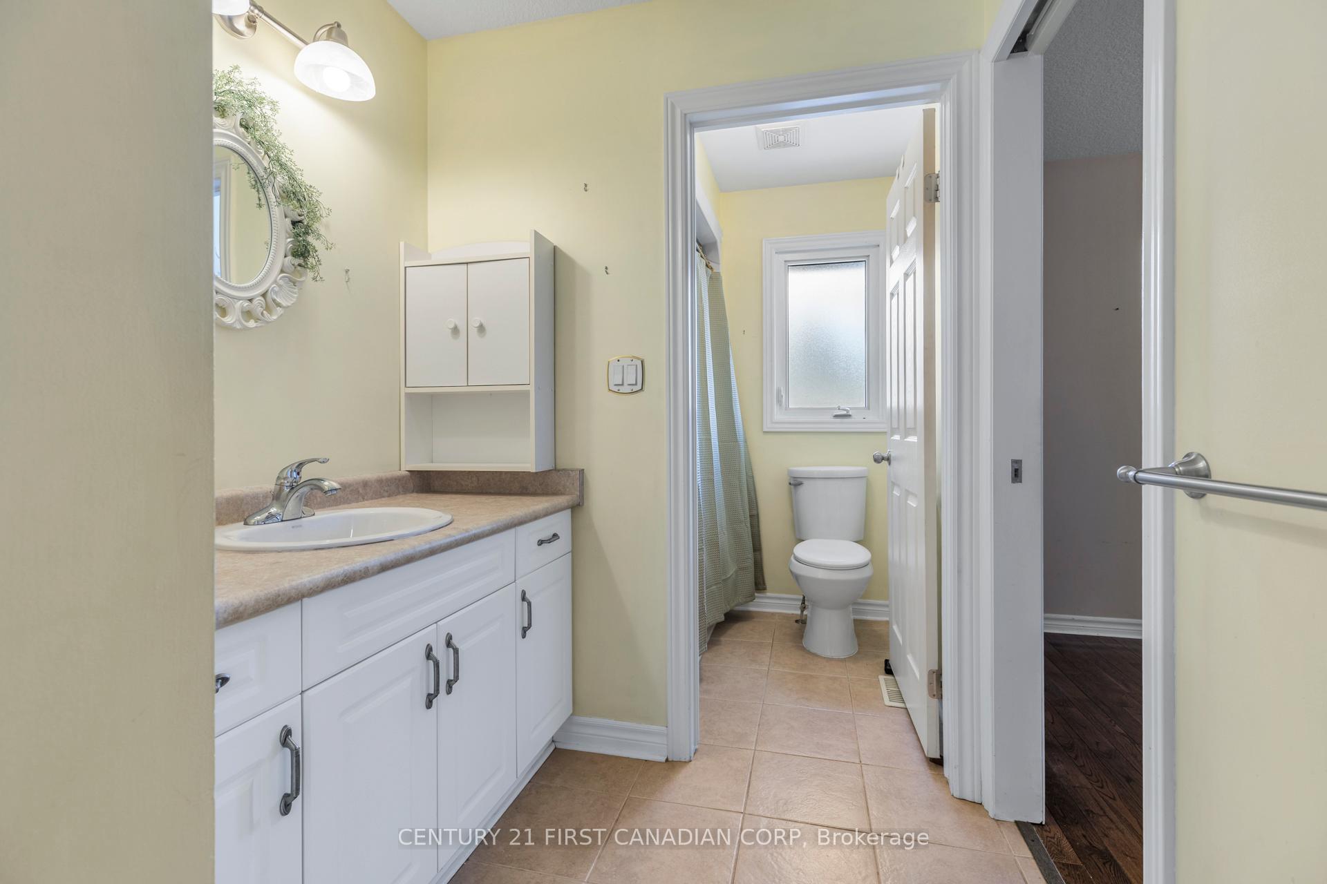 Photo 9 of 521 Darcy Drive, Strathroy-Caradoc, NE — HOMEH