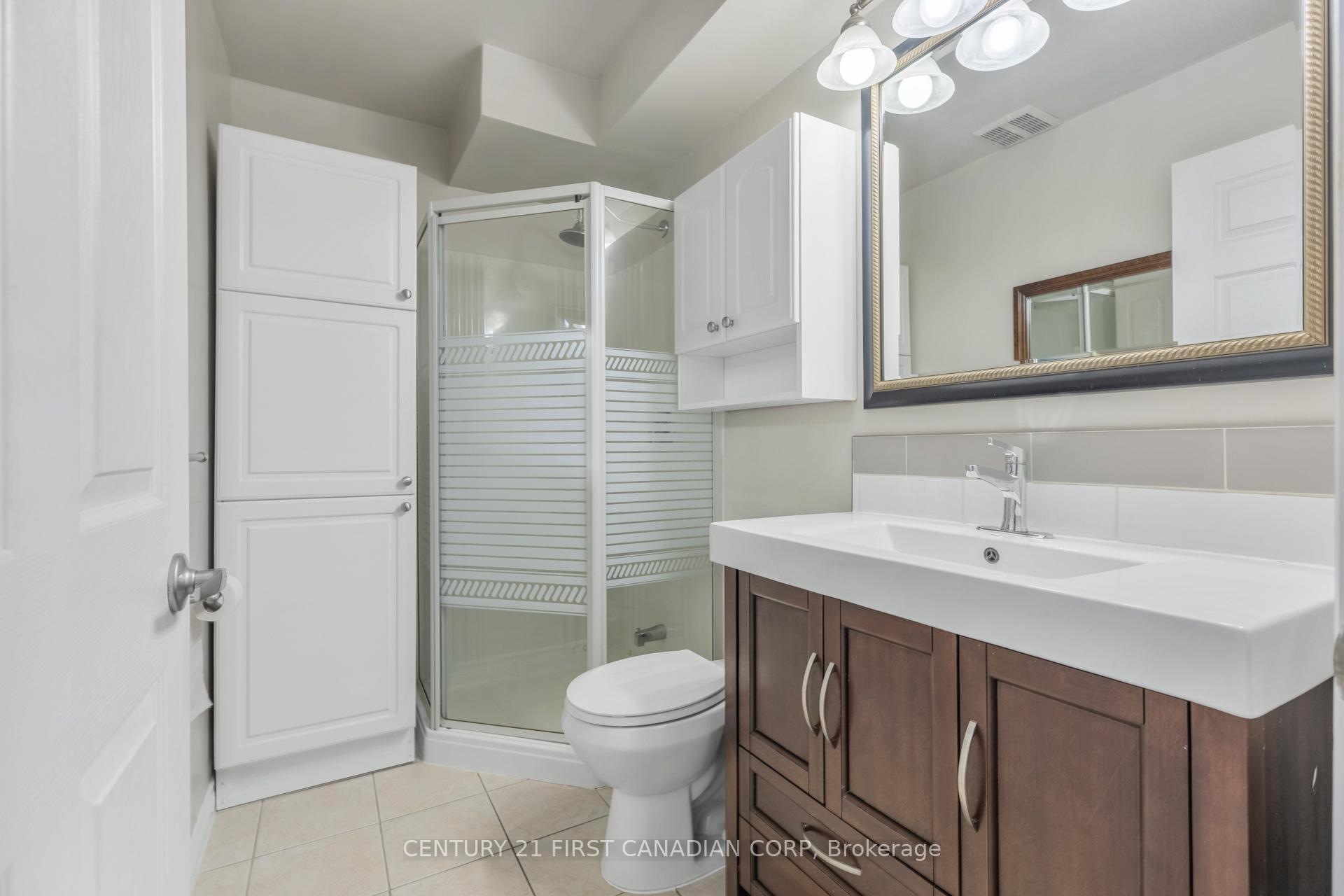 Photo 15 of 521 Darcy Drive, Strathroy-Caradoc, NE — HOMEH