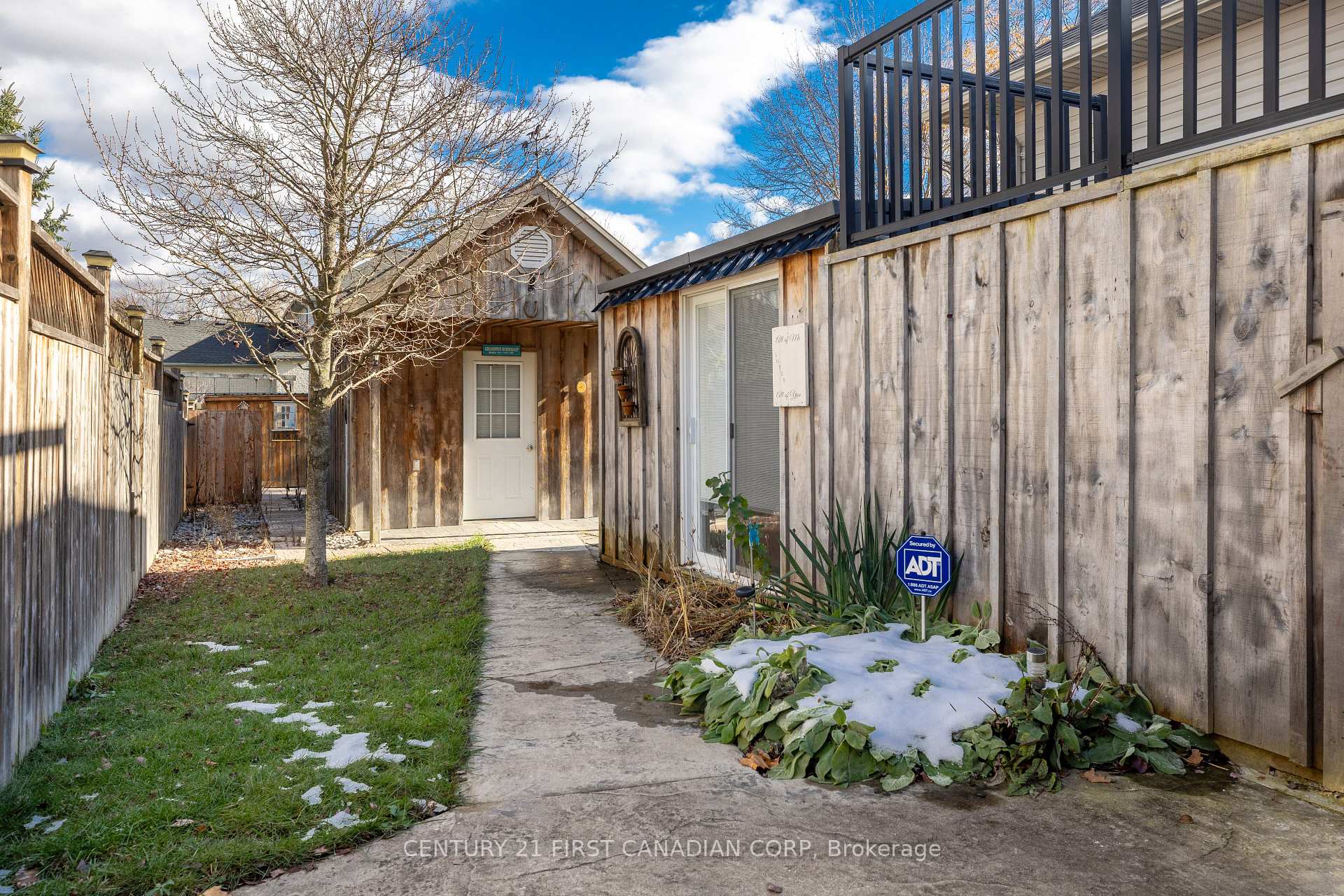 Photo 21 of 521 Darcy Drive, Strathroy-Caradoc, NE — HOMEH