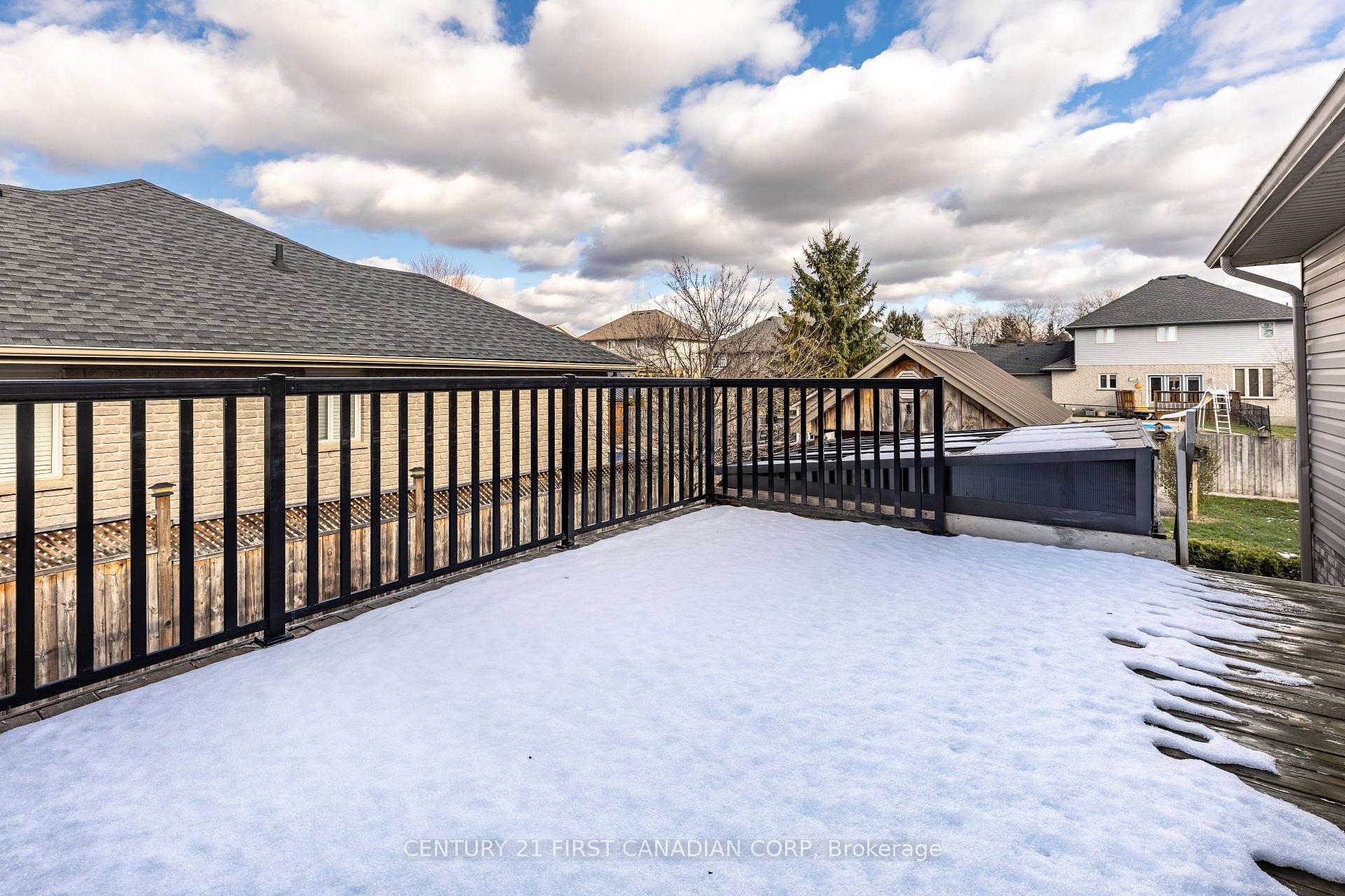 Photo 26 of 521 Darcy Drive, Strathroy-Caradoc, NE — HOMEH