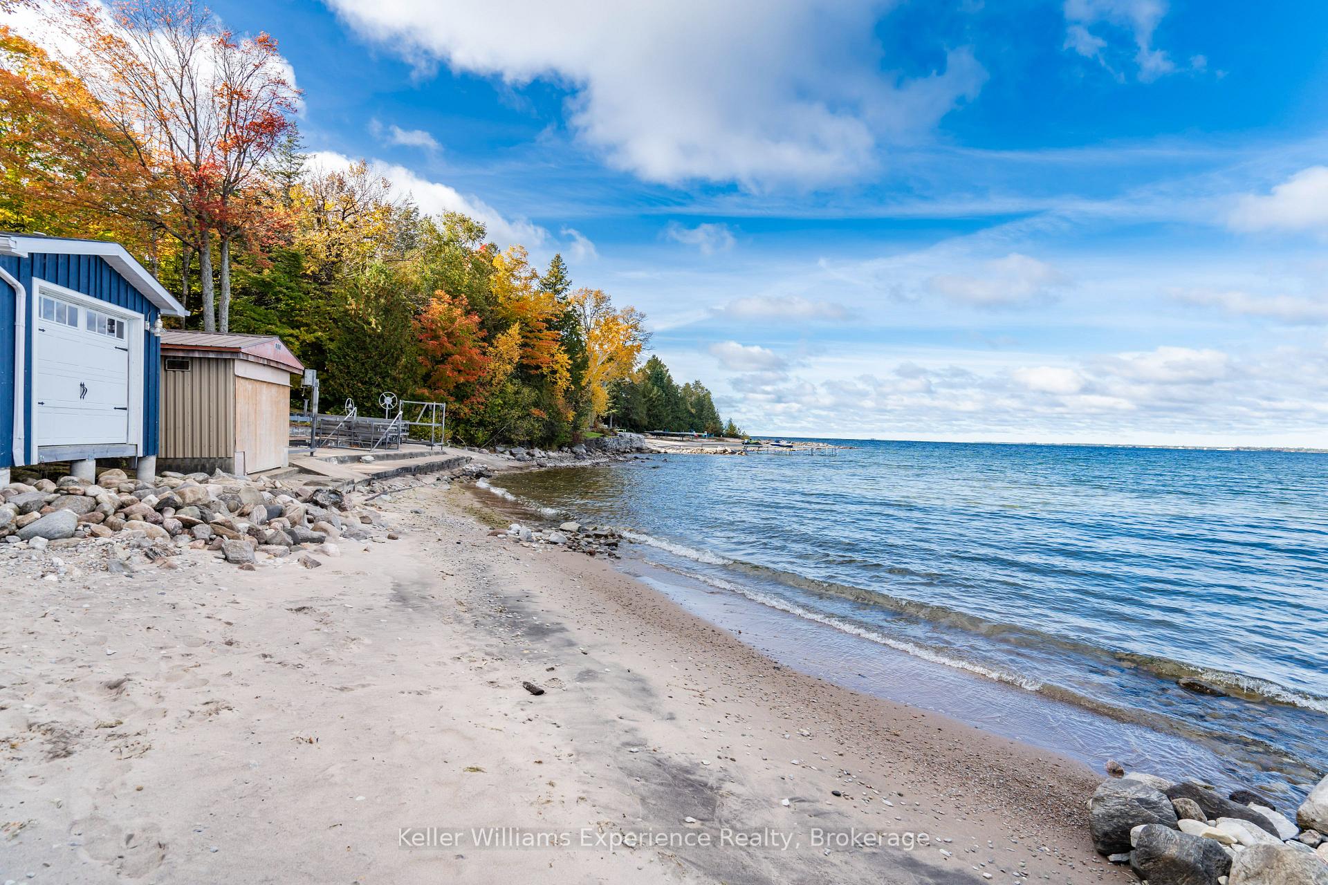 Photo 19 of 1749 Champlain Road, Tiny, Rural Tiny — HOMEH
