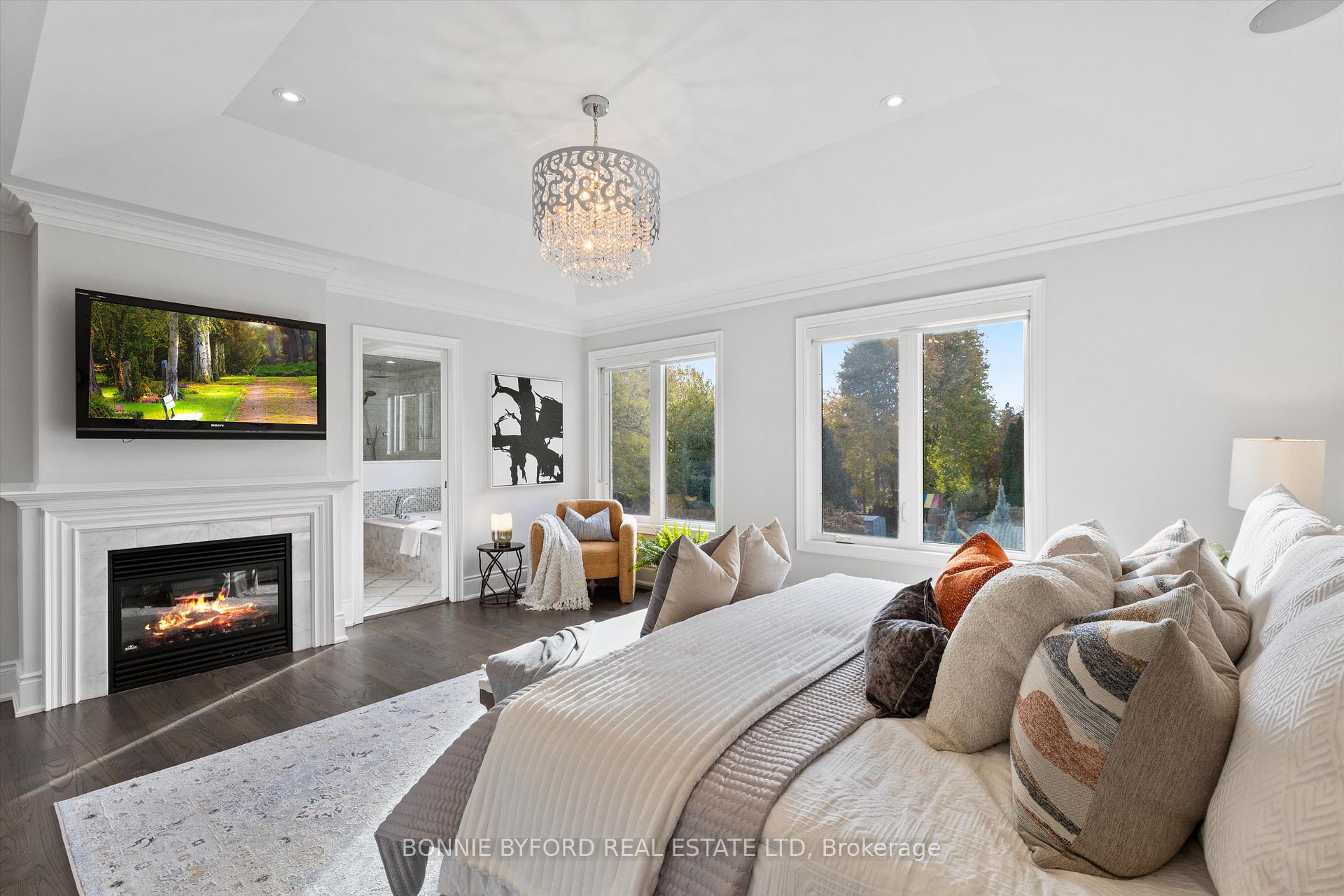 Photo 19 of 64 Bessborough Drive, Toronto, Leaside — HOMEH