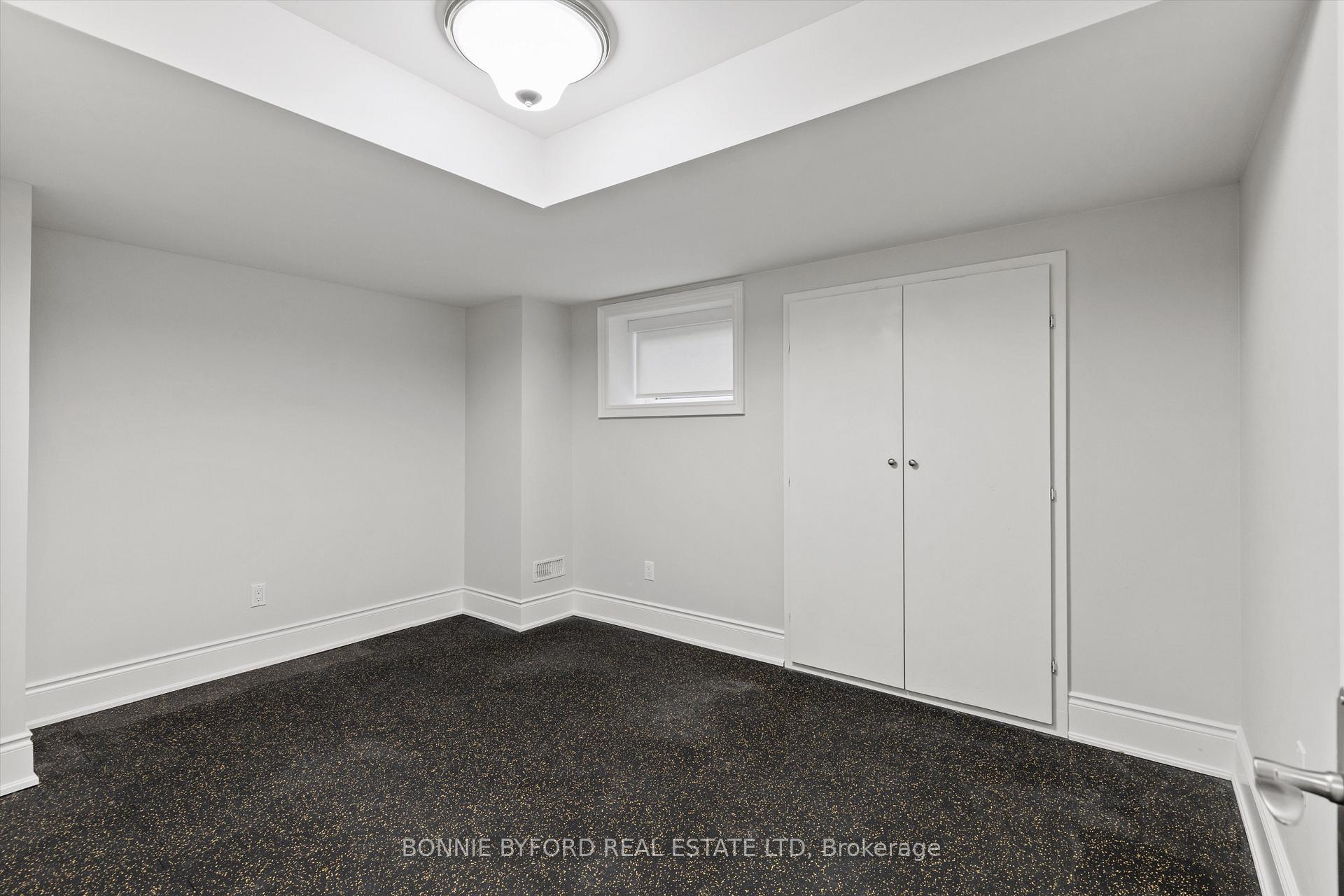 Photo 32 of 64 Bessborough Drive, Toronto, Leaside — HOMEH