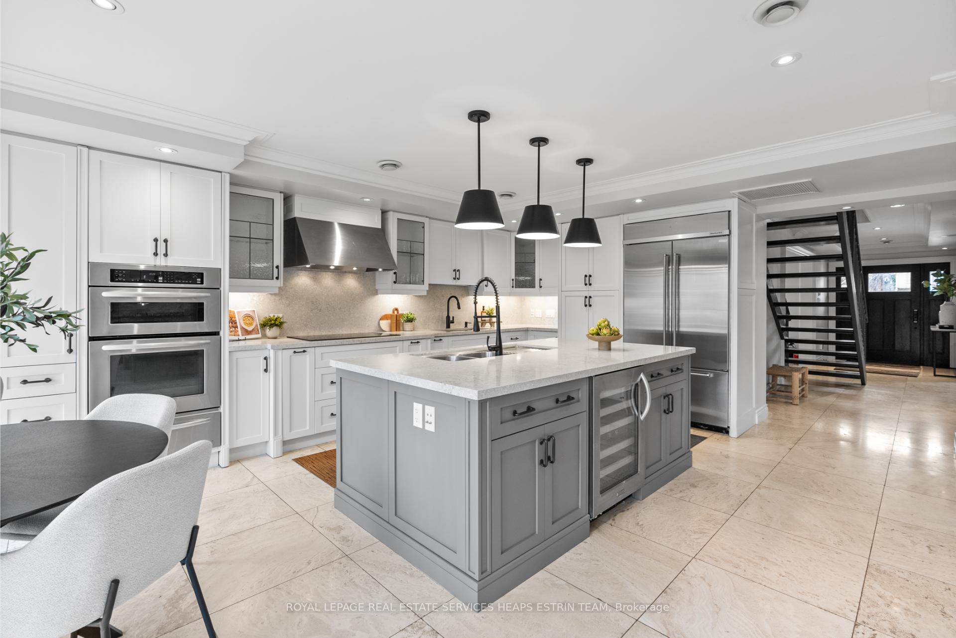 Photo 10 of 32 Parkhurst Boulevard, Toronto, Leaside — HOMEH