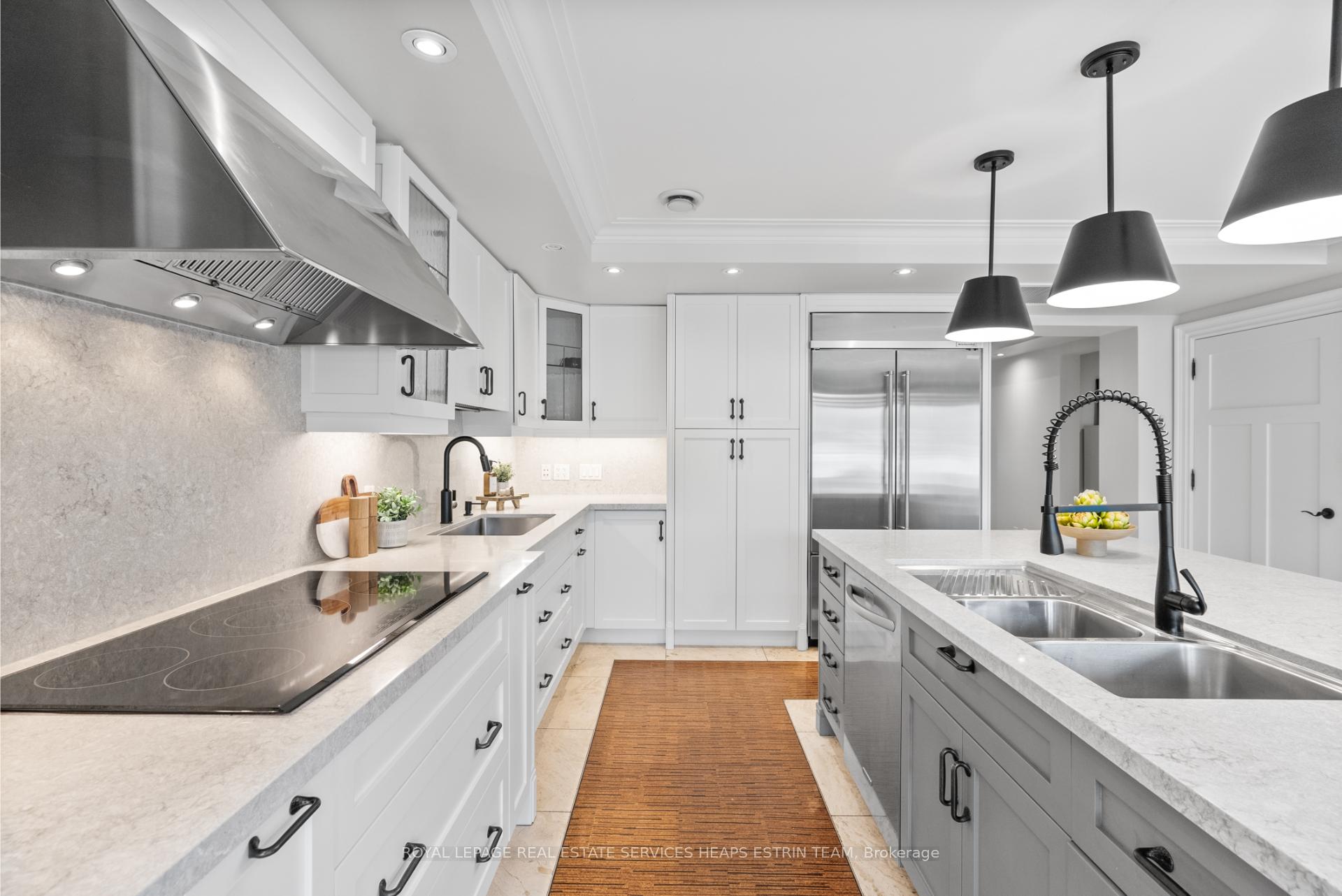 Photo 11 of 32 Parkhurst Boulevard, Toronto, Leaside — HOMEH