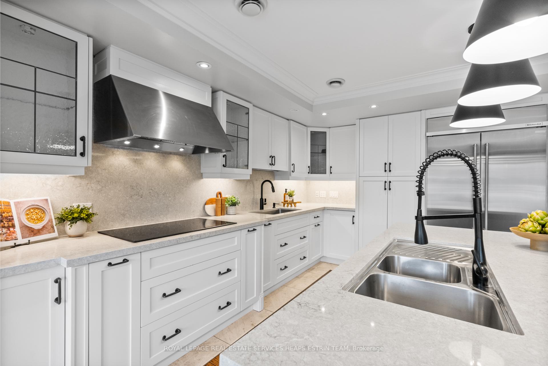 Photo 12 of 32 Parkhurst Boulevard, Toronto, Leaside — HOMEH