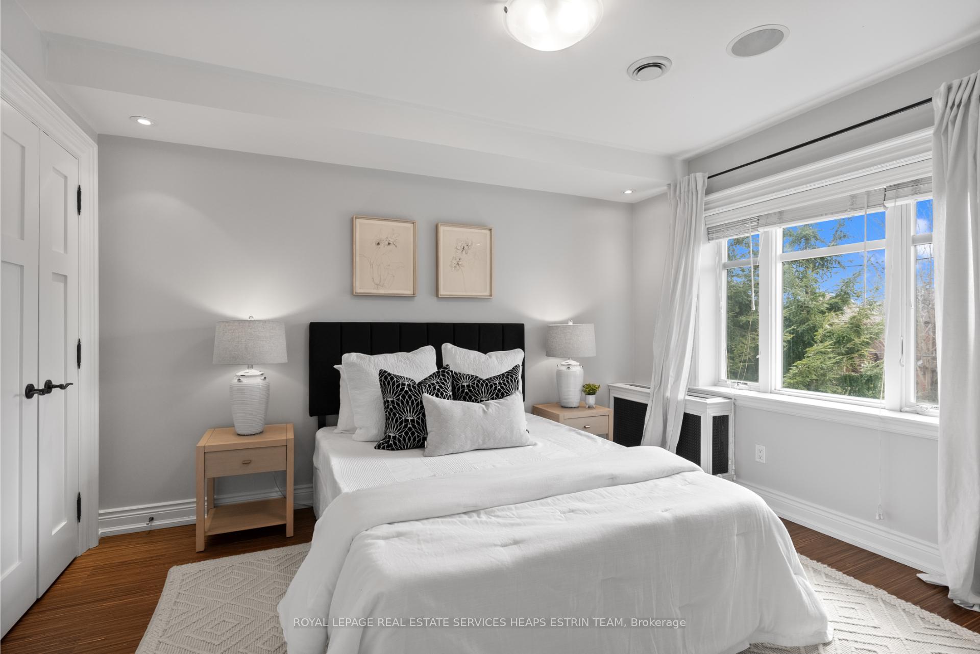 Photo 29 of 32 Parkhurst Boulevard, Toronto, Leaside — HOMEH