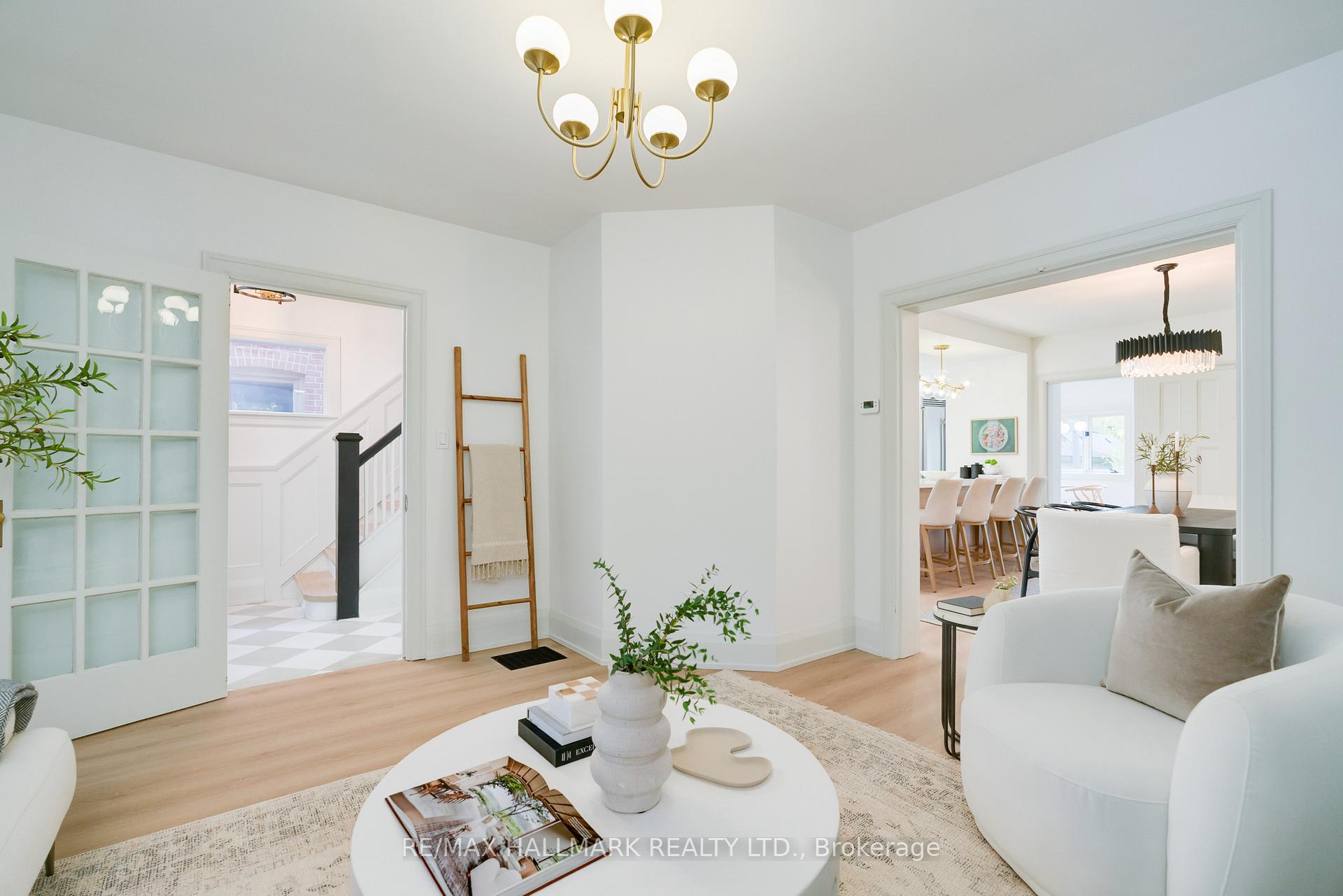 Photo 10 of 153 Heath Street E, Toronto, Rosedale-Moore Park — HOMEH