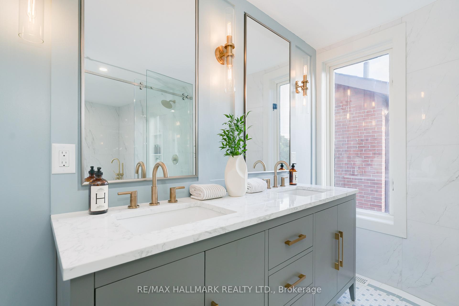 Photo 13 of 153 Heath Street E, Toronto, Rosedale-Moore Park — HOMEH
