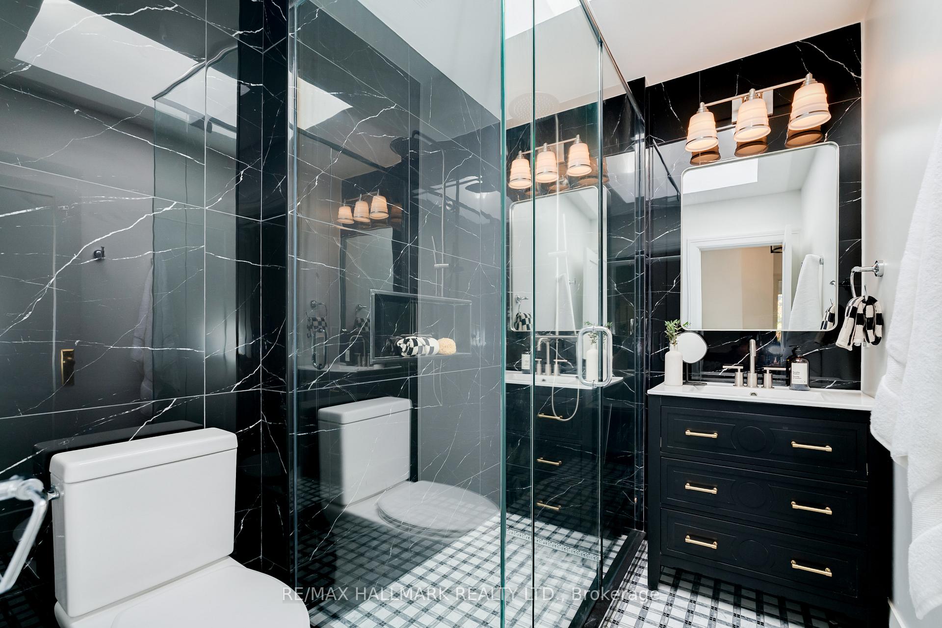 Photo 19 of 153 Heath Street E, Toronto, Rosedale-Moore Park — HOMEH
