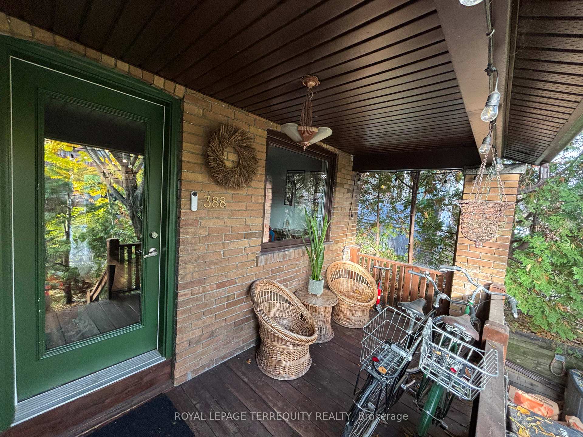 Front of 388 Ashdale Avenue