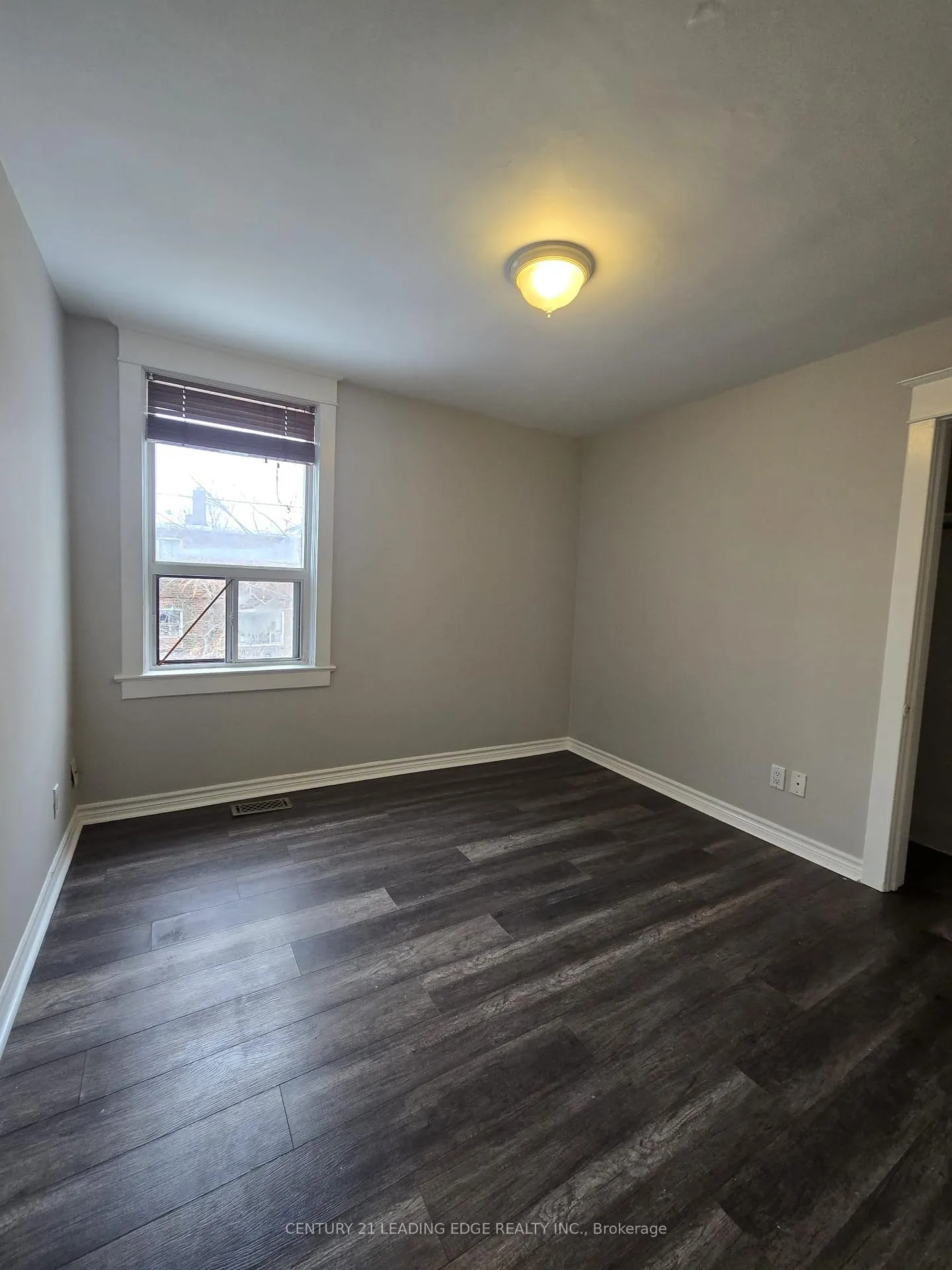 Photo 3 of 2a Kimbourne Avenue, Toronto, Danforth Village-East York — HOMEH
