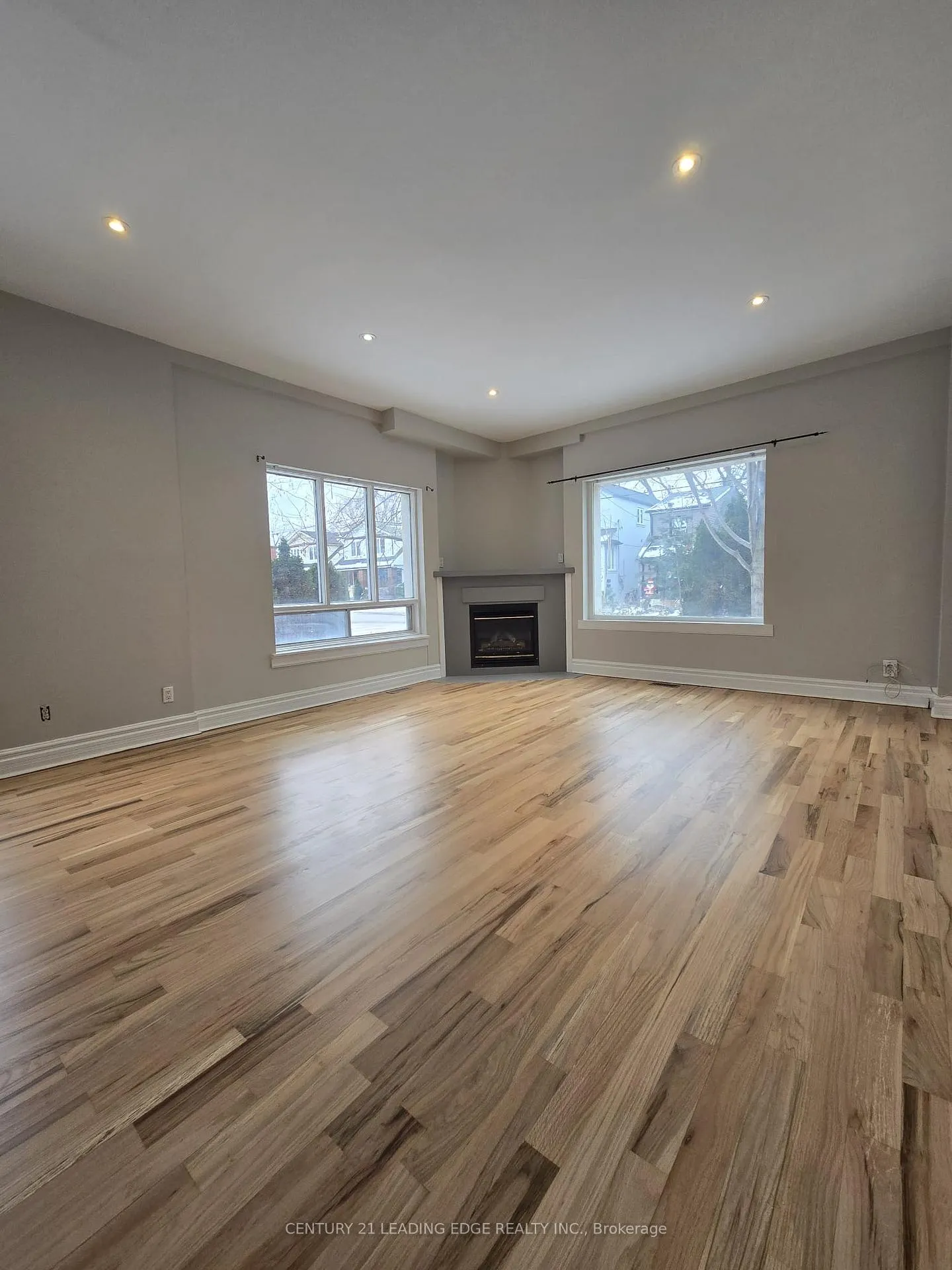 Photo 14 of 2a Kimbourne Avenue, Toronto, Danforth Village-East York — HOMEH