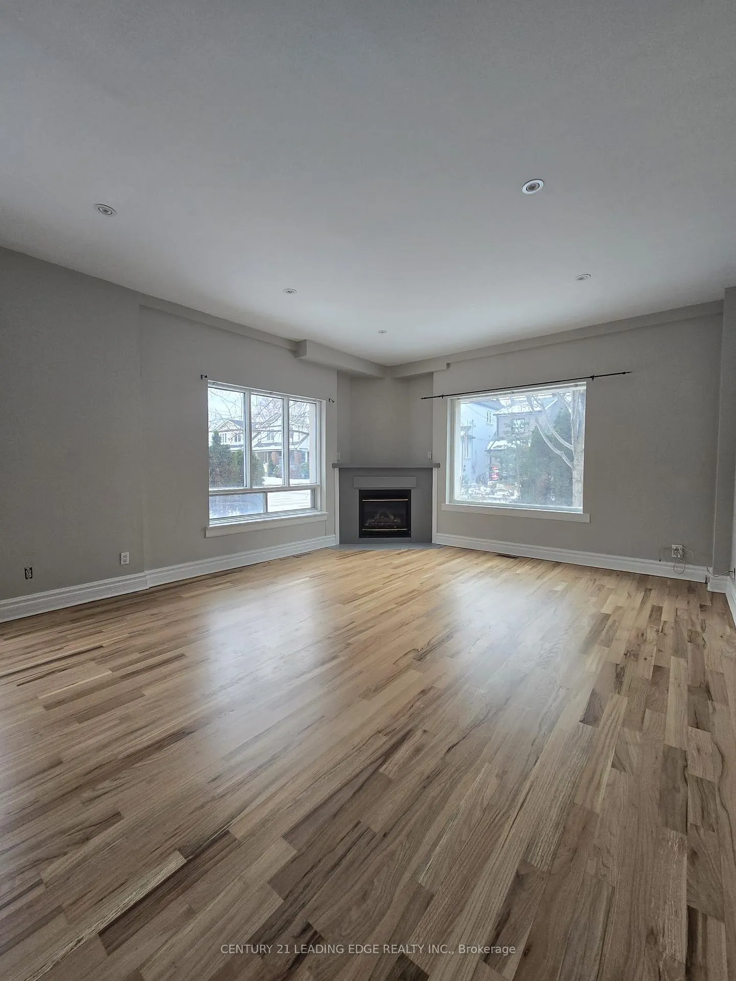 Photo 17 of 2a Kimbourne Avenue, Toronto, Danforth Village-East York — HOMEH
