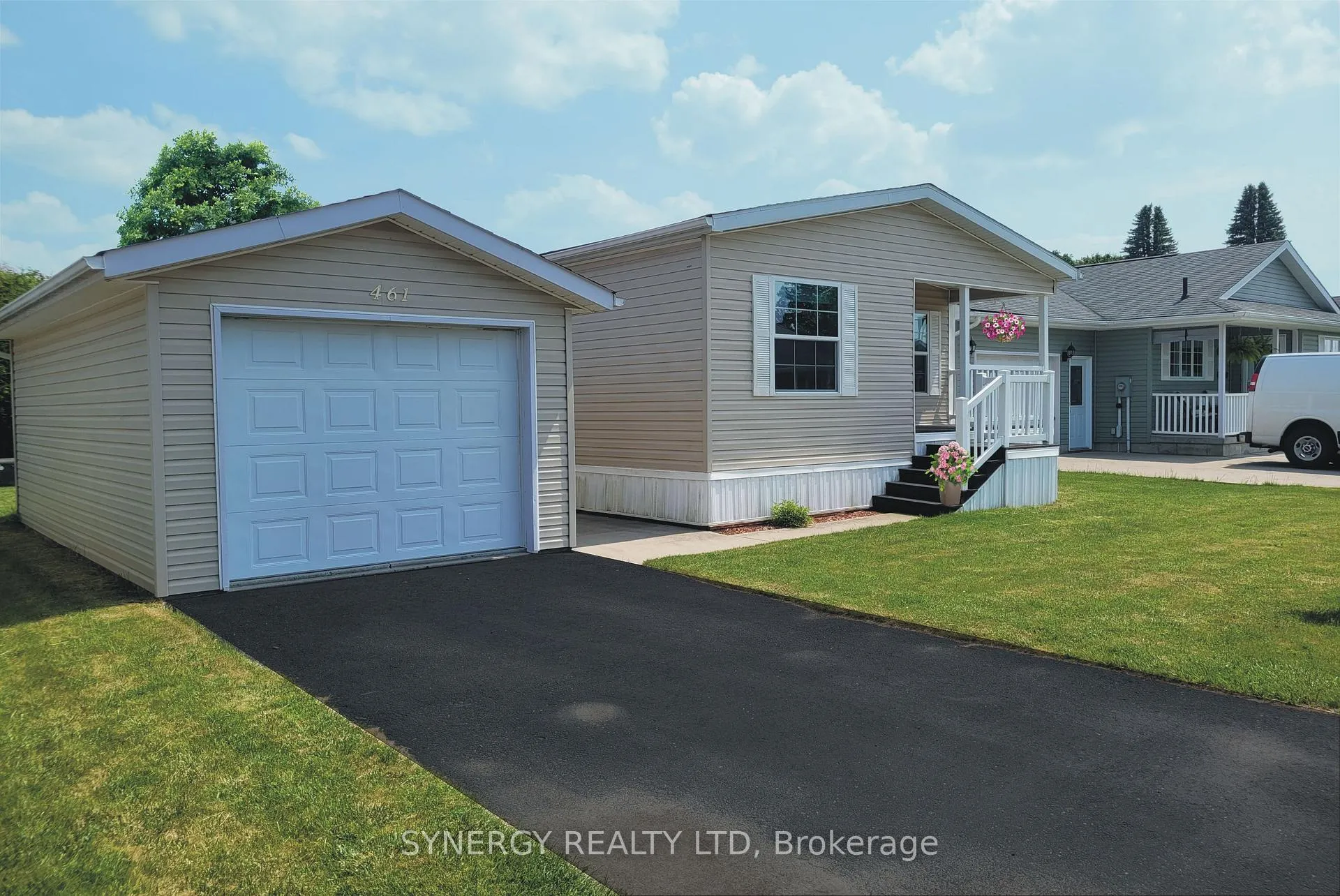 Photo 1 of 461 Richard Crescent, Strathroy-Caradoc, SE — HOMEH