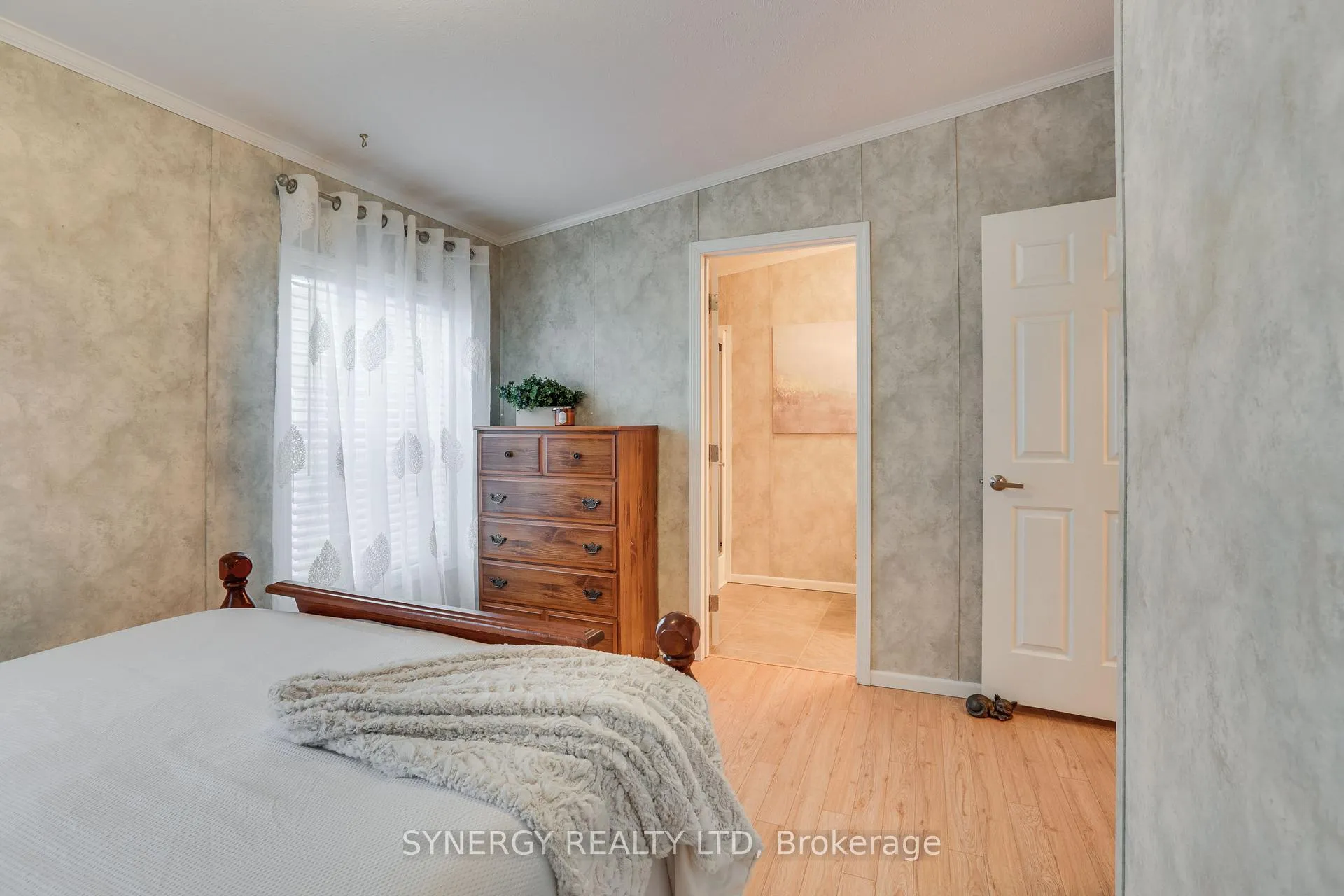 Photo 11 of 461 Richard Crescent, Strathroy-Caradoc, SE — HOMEH