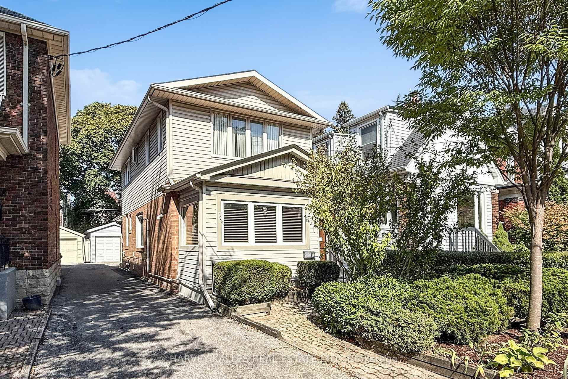 Photo 2 of 114 Bowood Avenue, Toronto, Lawrence Park North — HOMEH
