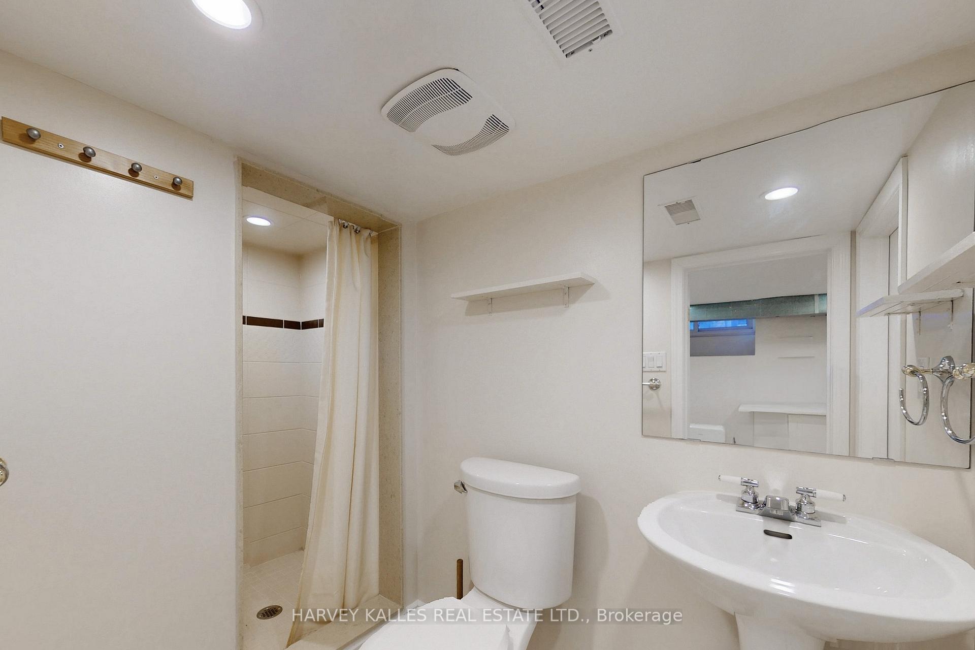 Photo 37 of 114 Bowood Avenue, Toronto, Lawrence Park North — HOMEH