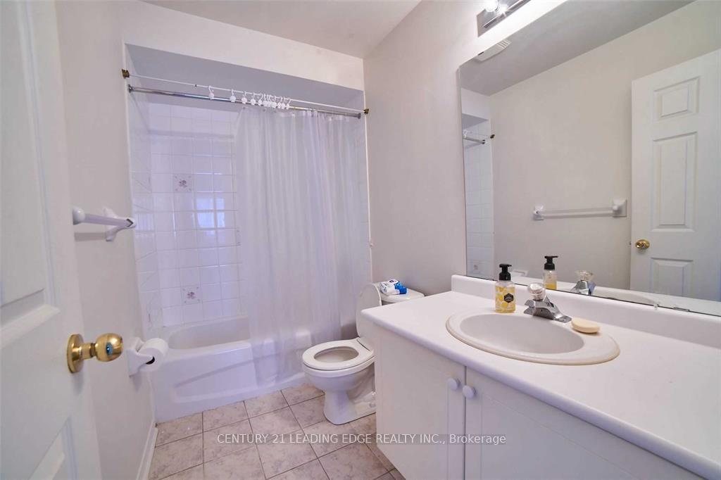 Photo 12 of 16 Windom Road, Toronto, Flemingdon Park — HOMEH