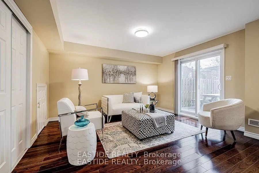 Photo 2 of Unit Ground, 114 Leitchcroft Crescent, Markham, Commerce Valley — HOMEH