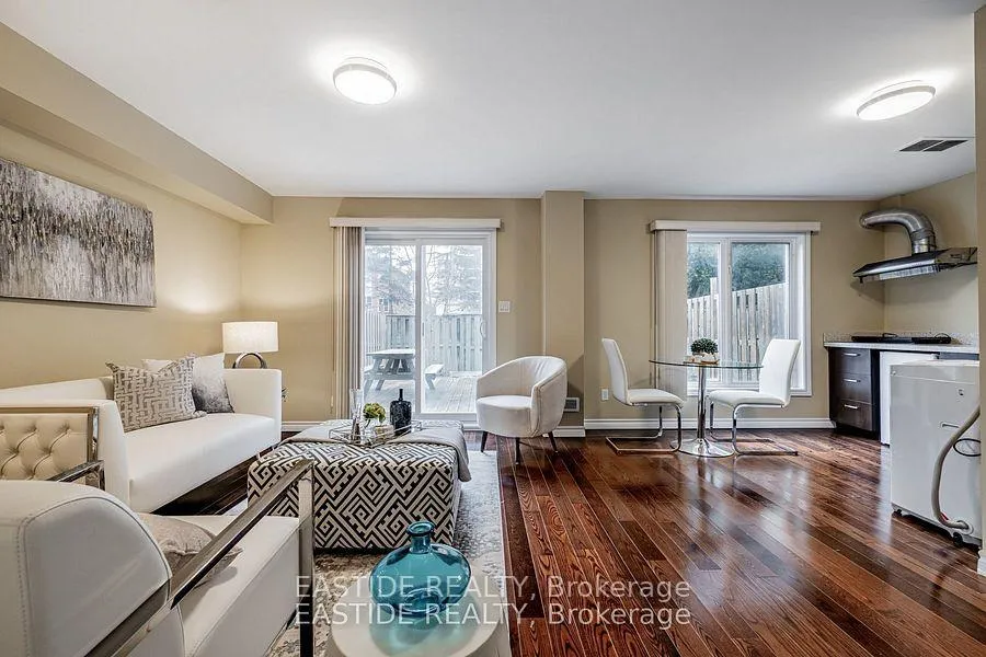 Photo 3 of Unit Ground, 114 Leitchcroft Crescent, Markham, Commerce Valley — HOMEH