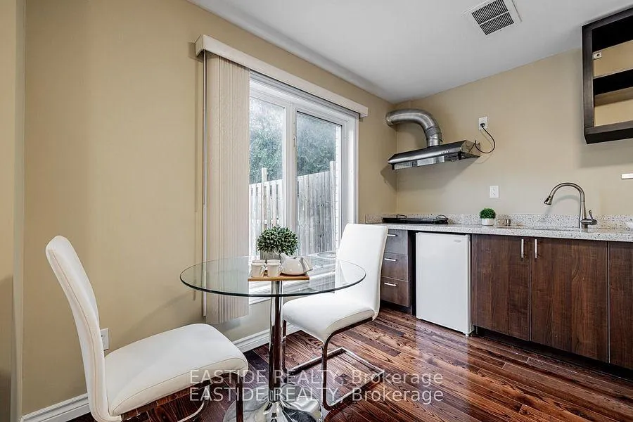 Photo 4 of Unit Ground, 114 Leitchcroft Crescent, Markham, Commerce Valley — HOMEH