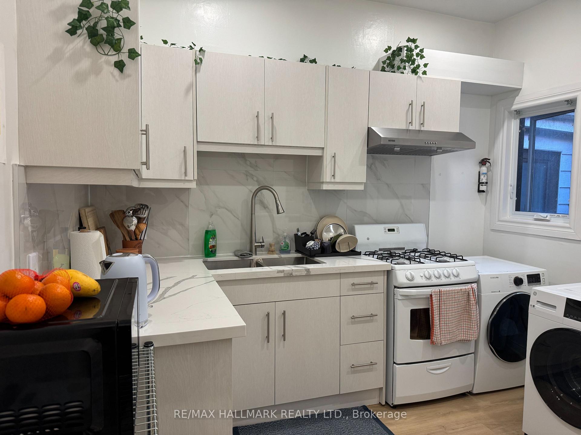 Photo 4 of 60 First Avenue, Toronto, South Riverdale — HOMEH