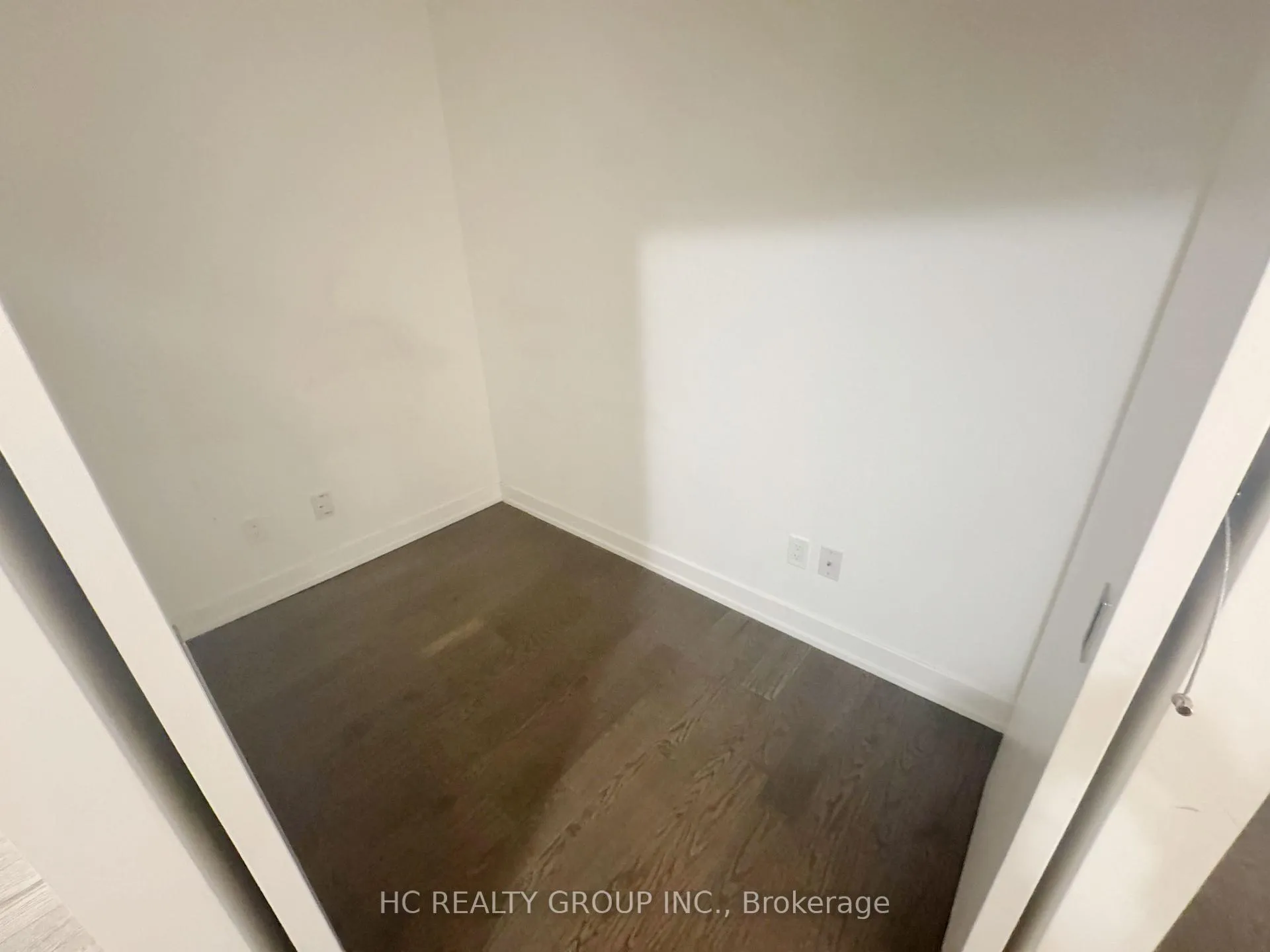 Photo 6 of Unit 904, 25 Richmond Street E, Toronto, Church-Yonge Corridor — HOMEH