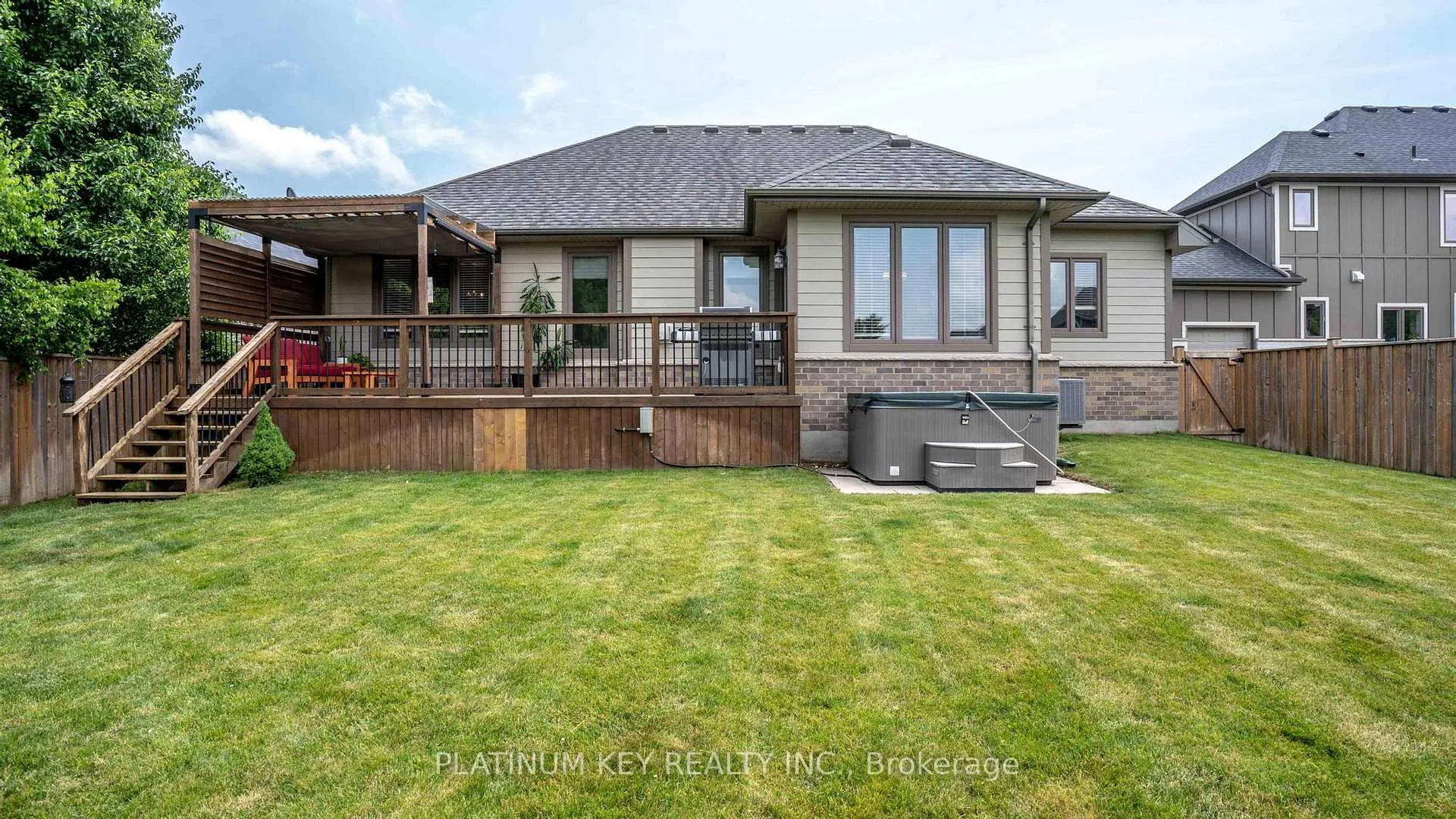Photo 30 of 688 Woods Edge Road, Strathroy-Caradoc, Mount Brydges — HOMEH